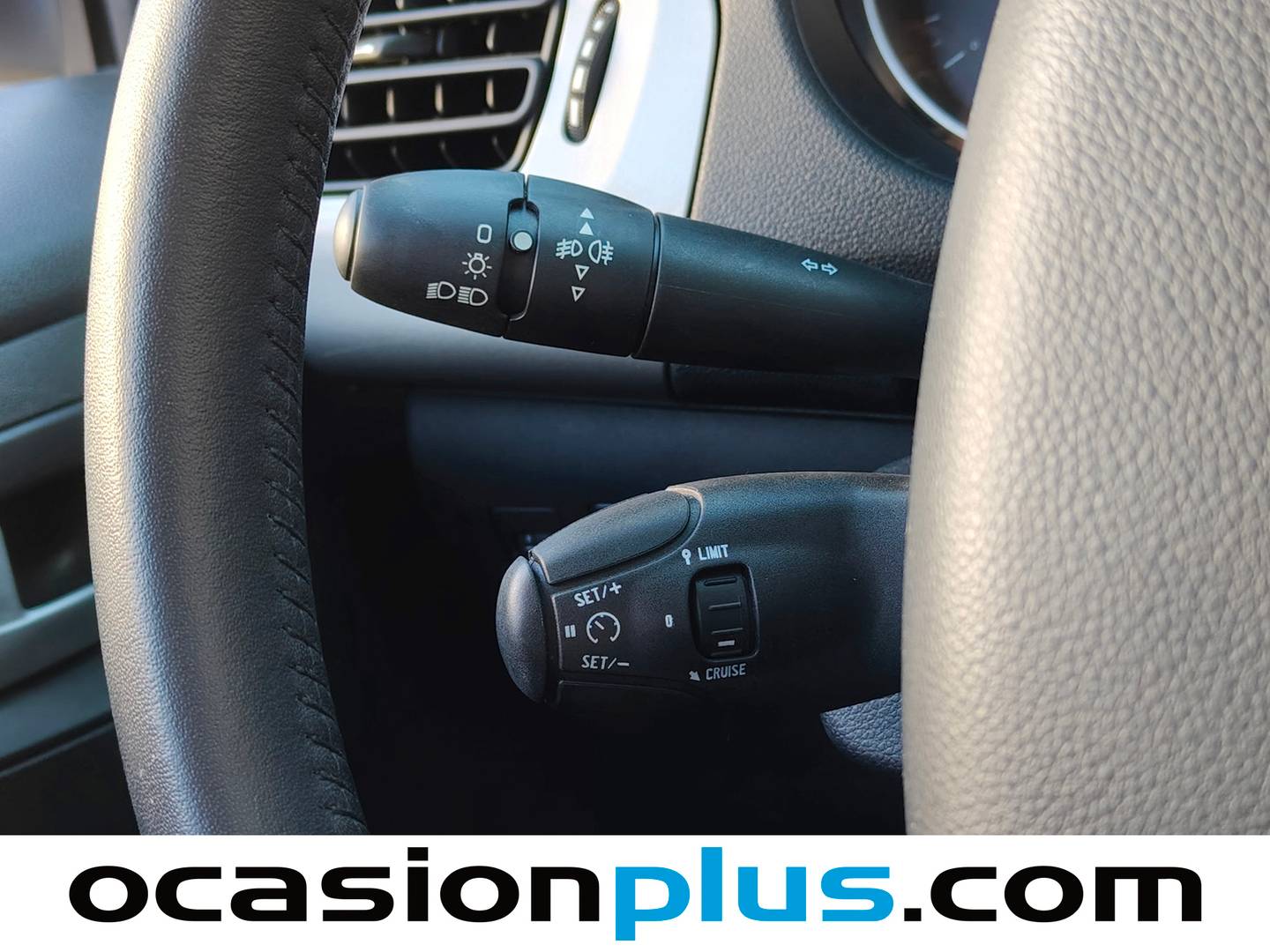 Citroën C-Elysée Citroen C-Elysee BlueHDi 100 Shine (102 CV) de segunda mano