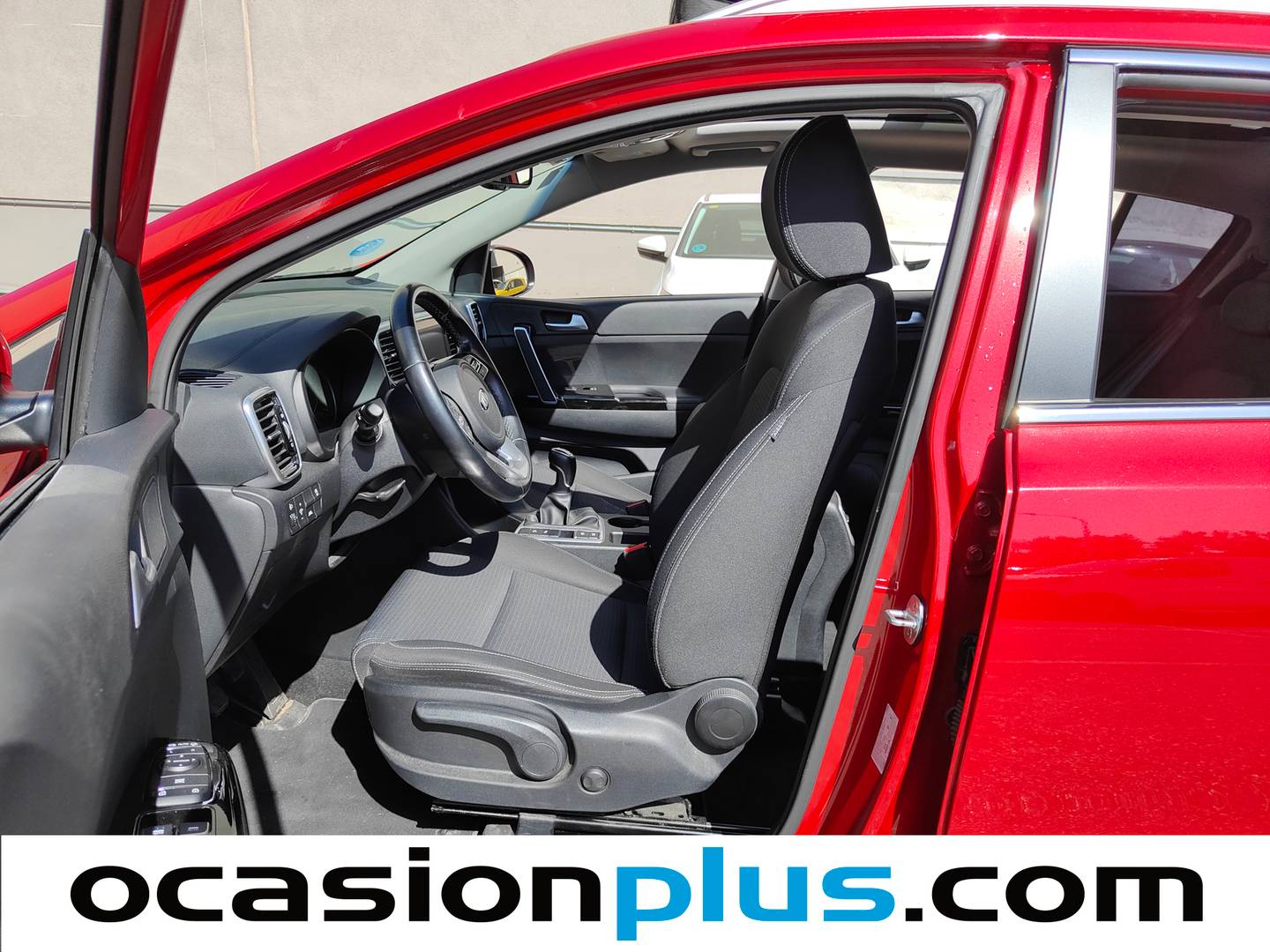 Foto asientos delanteros KIA Sportage KIA Sportage 1.6 MHEV Drive 4x2 (136 CV)