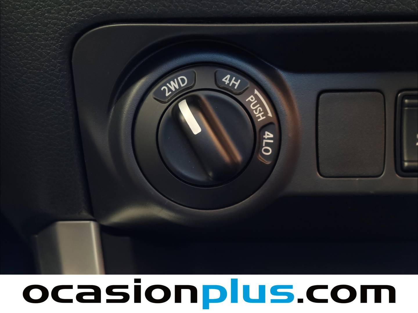 Extras y acabados del Nissan Navara Nissan Navara 2.3 dCi Doble Cabina Acenta (190 CV) 4x4