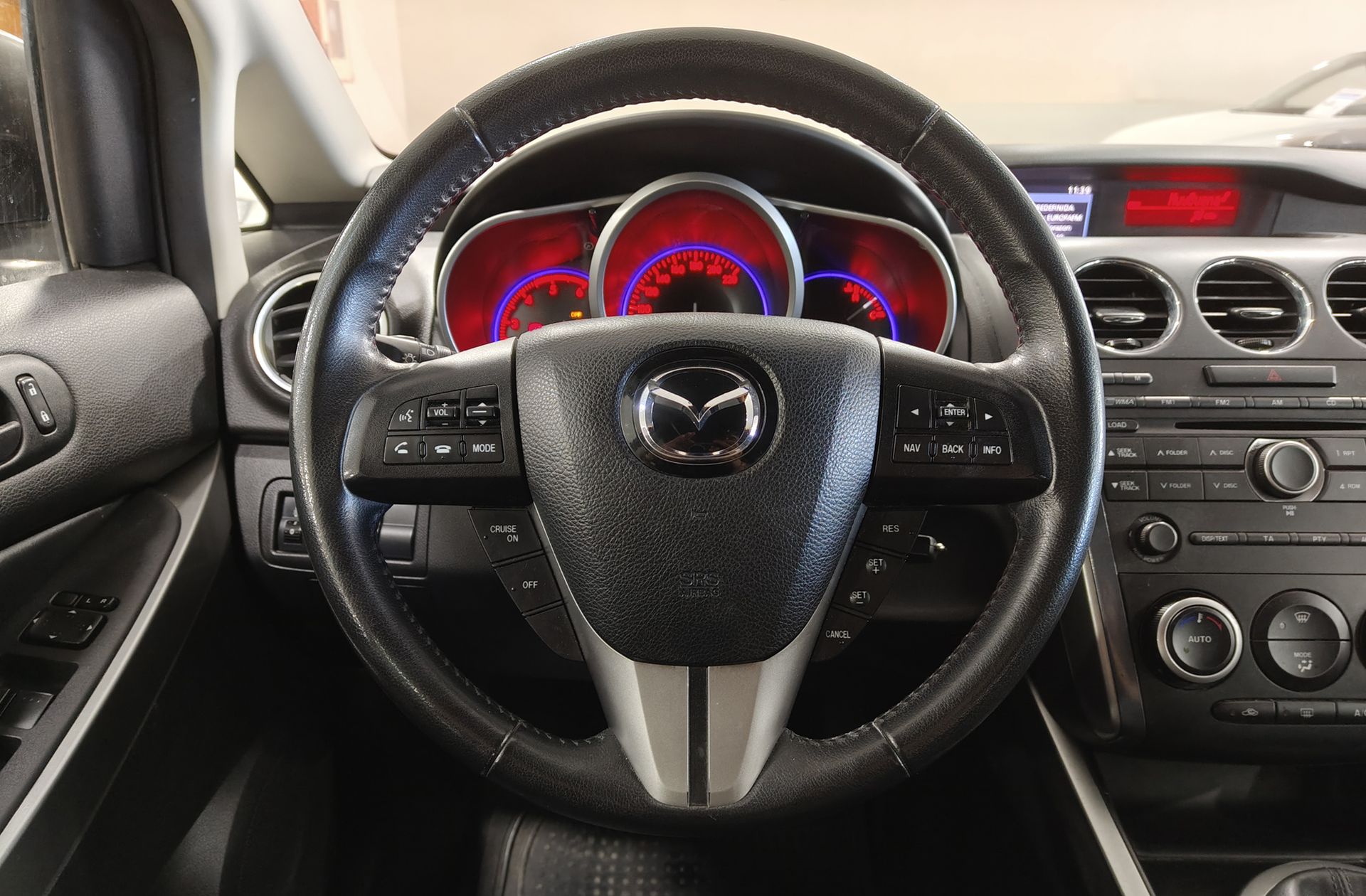 Mazda CX-7 2.2 Crtd Style - foto 19
