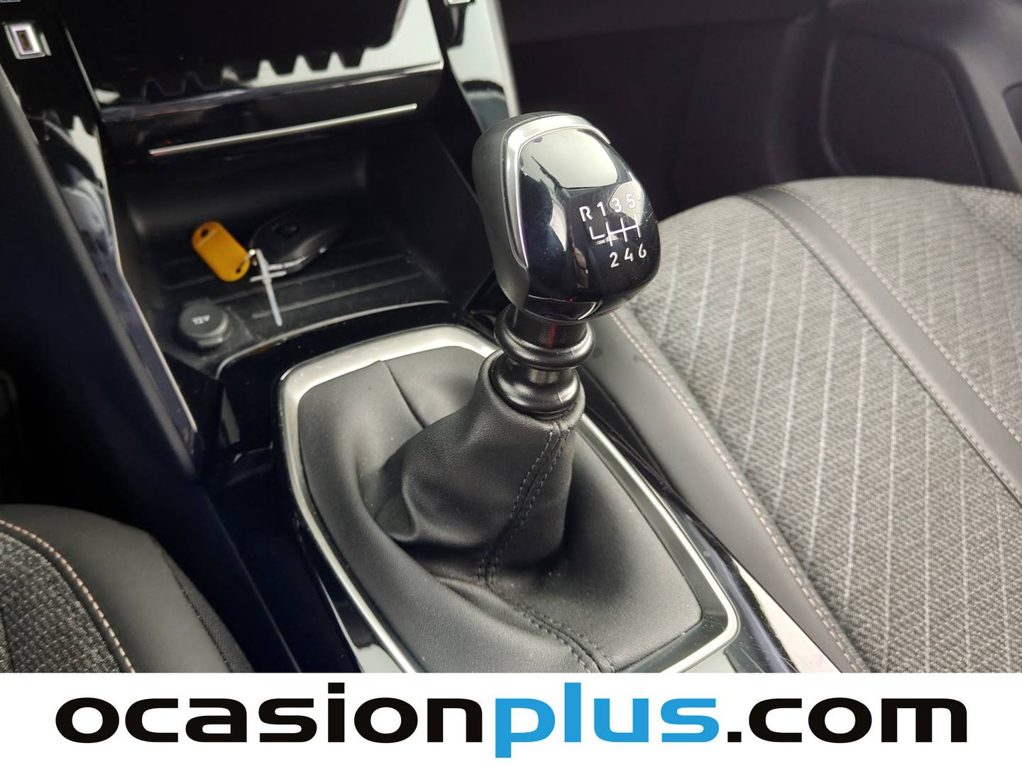 Foto Peugeot 208 Peugeot 208 PureTech 100 Allure (100 CV)