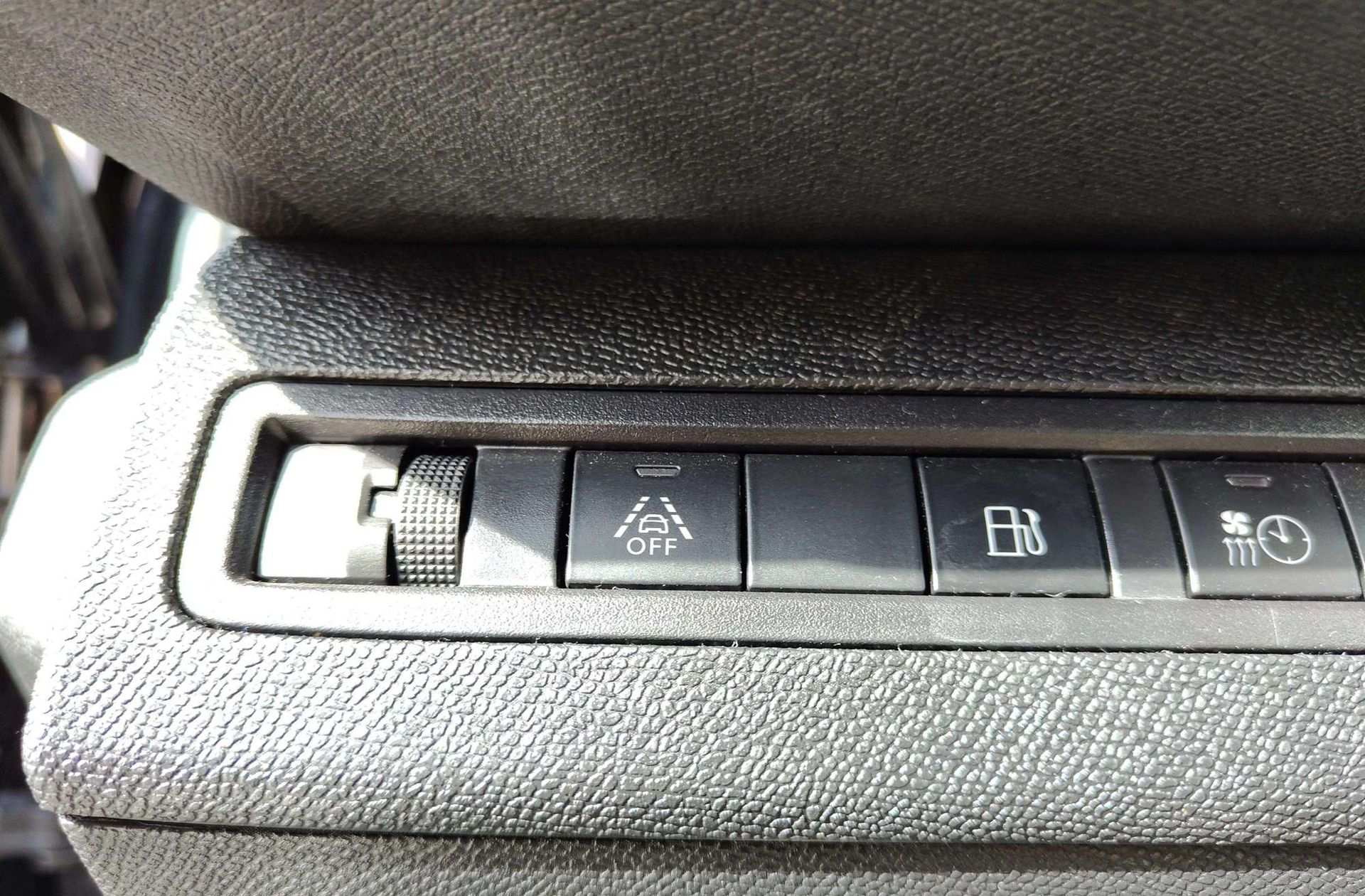 Peugeot 3008 300 Allure Pack e-EAT8 - foto 29
