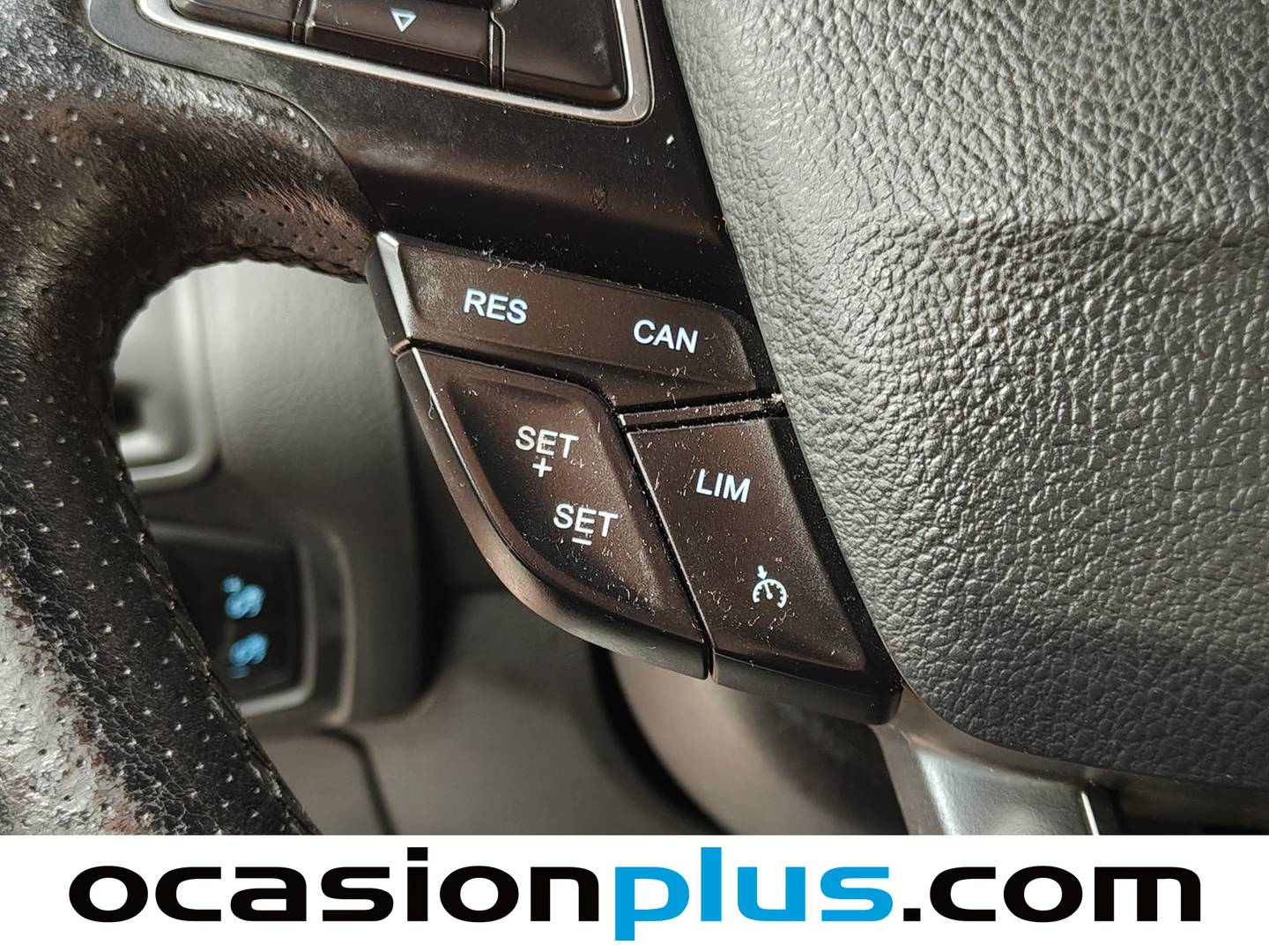 Foto Ford Focus Ford Focus 1.0 Ecoboost ST-Line Black&Red (125 CV)