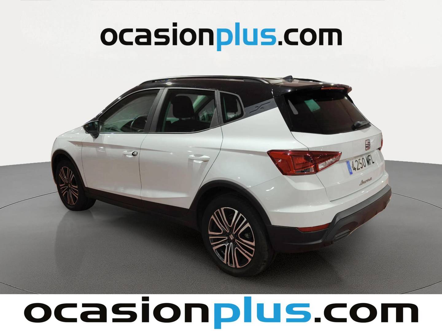 Foto trasera Seat Arona SEAT Arona 1.0 TSI Style XL Edition (110 CV) izquierda