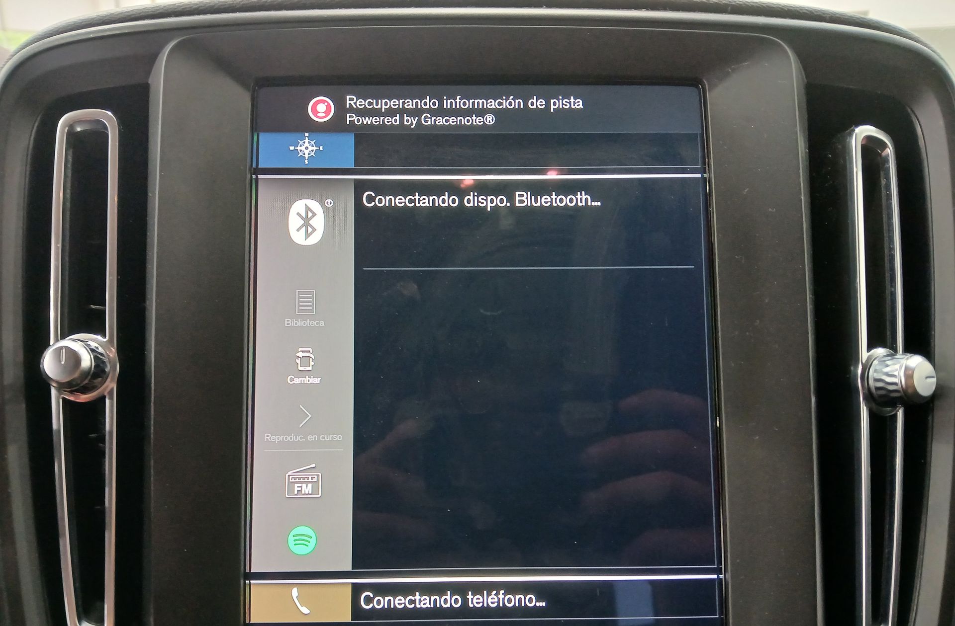 Volvo XC40 T2 Momentum Core - foto 30