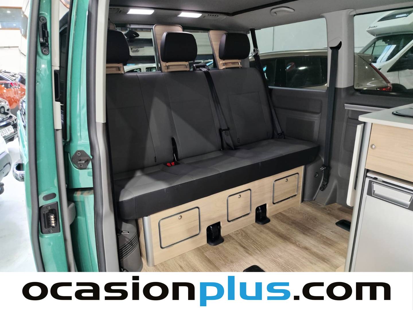 Fotos maletero Volkswagen Caravelle Volkswagen Caravelle Origin Batalla Corta 2.0 TDI BMT (150 CV) DSG 5 Plazas Camperizada