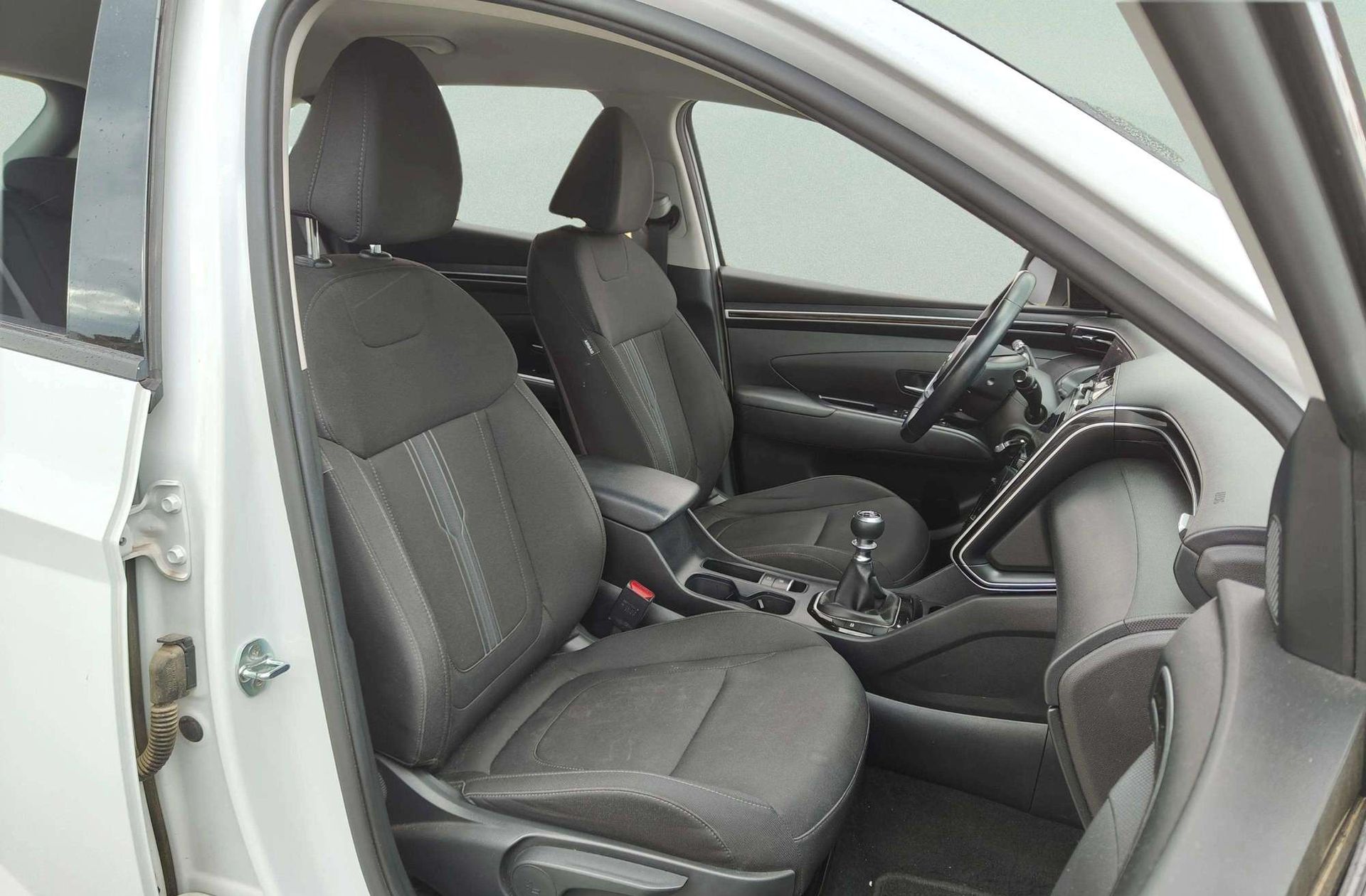 Hyundai Tucson 1.6 CRDi Maxx - foto 18