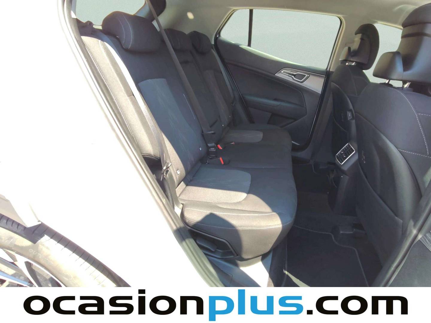 Foto KIA Sportage KIA Sportage 1.6 T-GDi MHEV Drive 4x2 (150 CV) siete plazas
