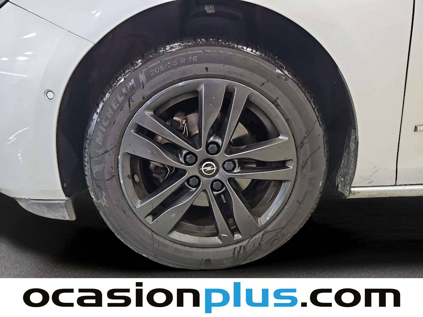 Foto Opel Astra Opel Astra 1.2 Turbo SHR Business Elegance (145 CV)