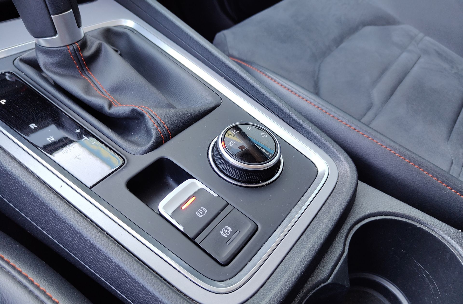 SEAT Ateca 1.5 TSI FR Go DSG - foto 34