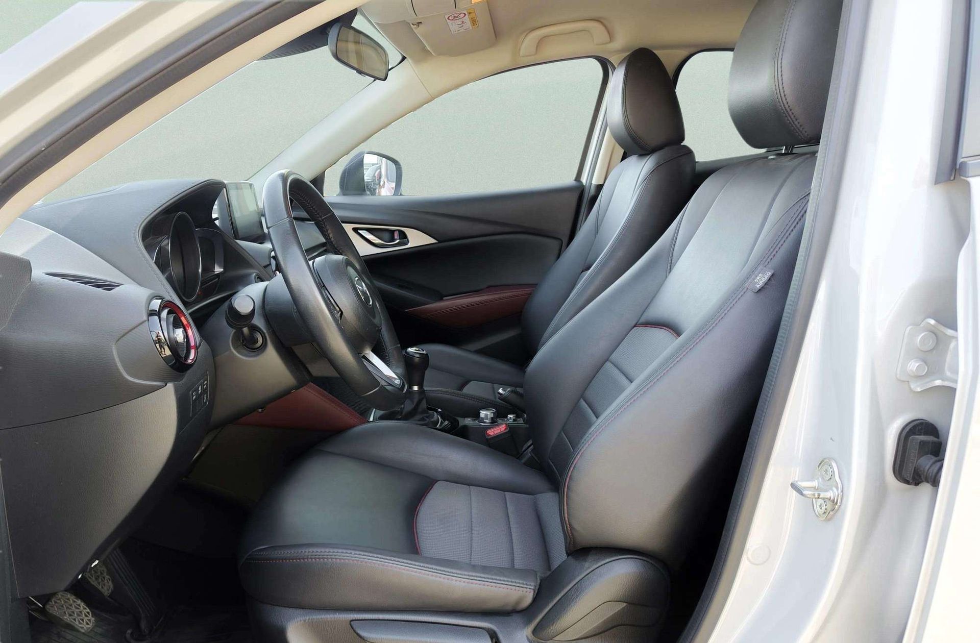 Mazda CX-3 1.5 DE Skyactiv Luxury 2WD - foto 10