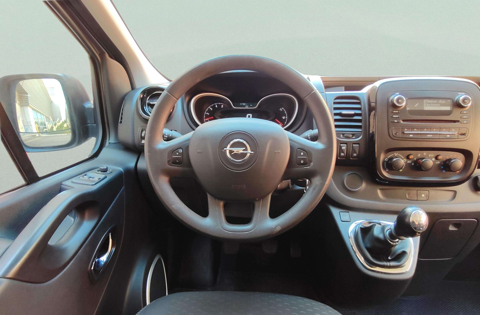 Opel Vivaro Combi 1.6 CDTI Biturbo 27 L1 6 plazas ADAP. PMR. - foto 19