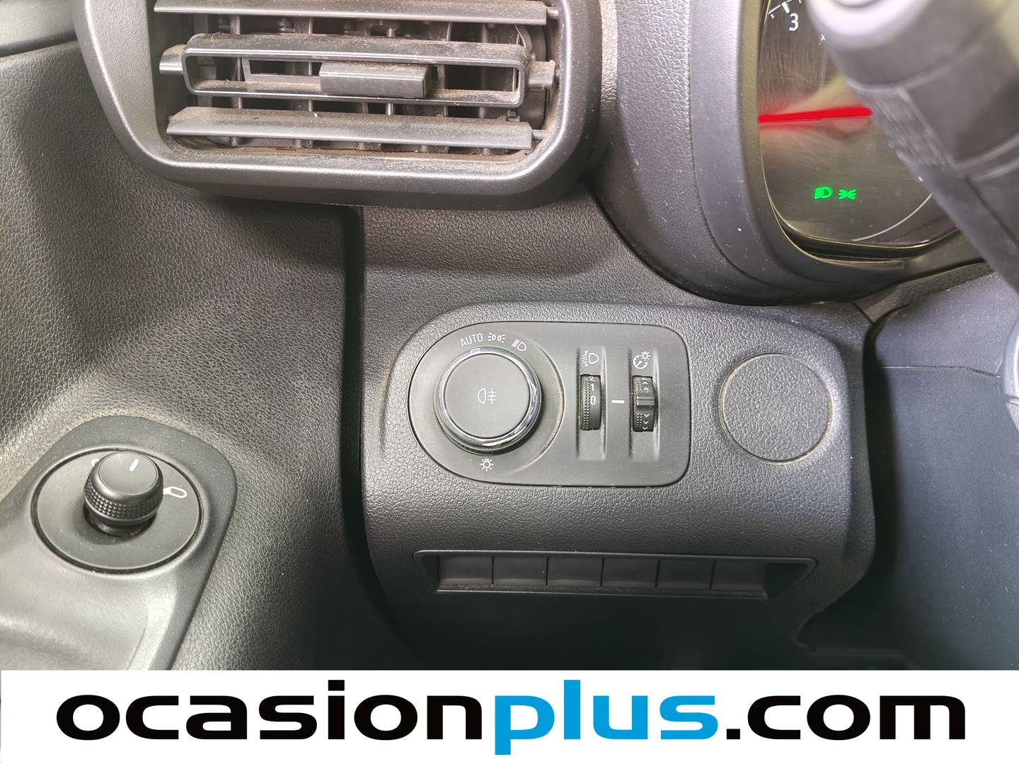 Extras y acabados del Opel Combo Opel Combo Cargo Cargo 1.5 Diesel L 1000kg (102 CV)