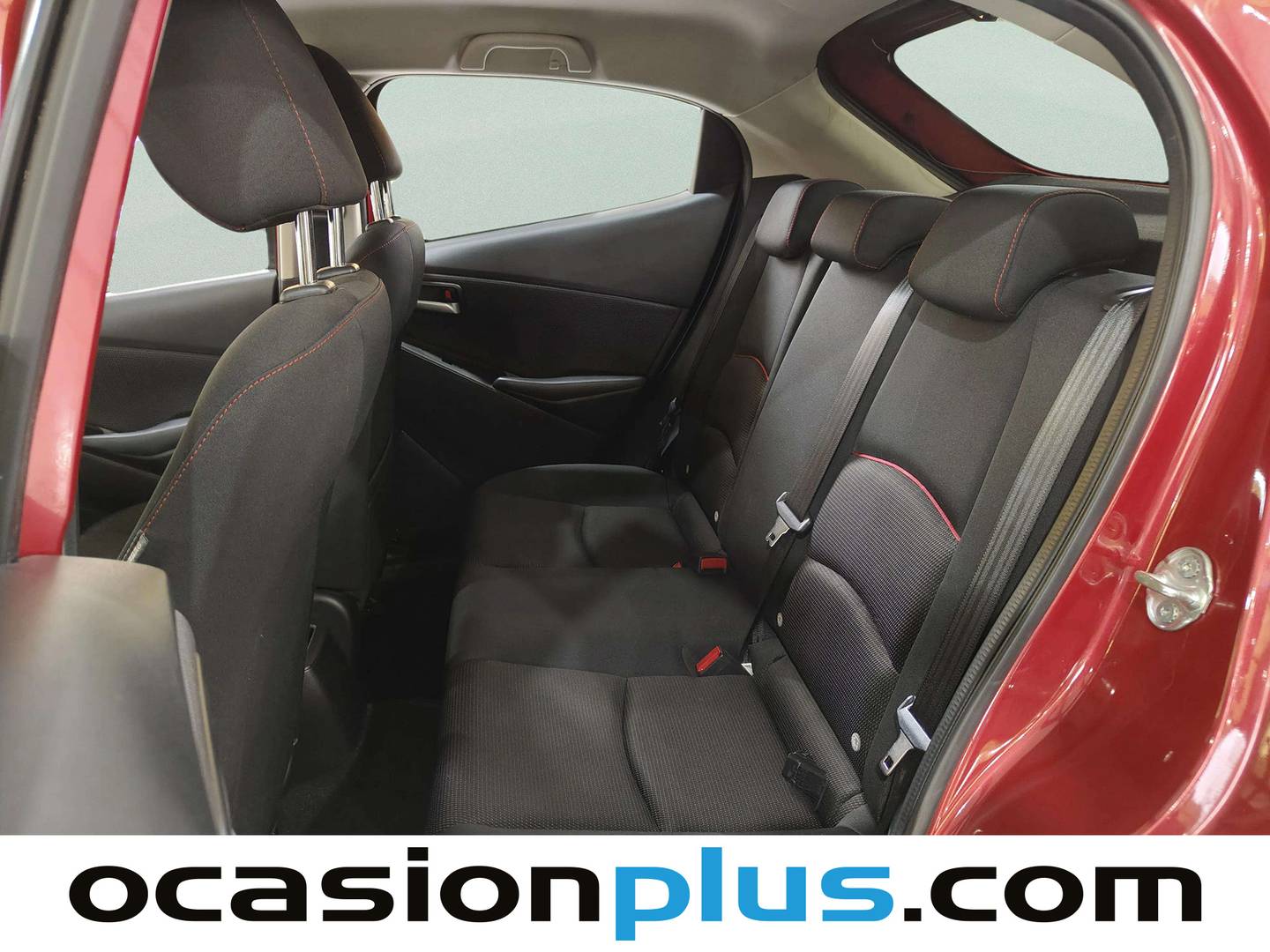 Foto asientos traseros Mazda Mazda2 Mazda Mazda 2 e-SKYACTIV G Homura (90 CV)