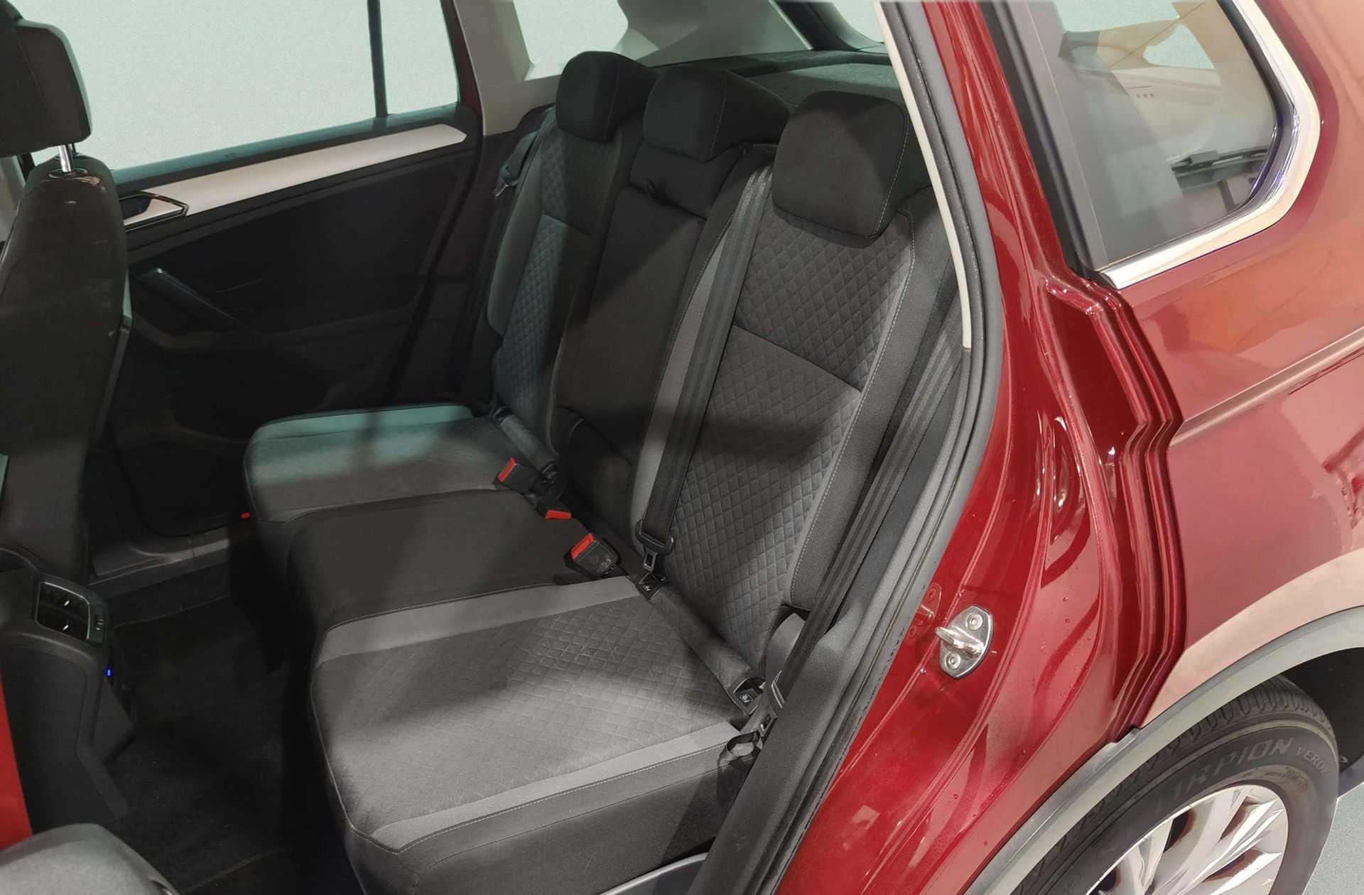 Volkswagen Tiguan Advance 2.0 TDI BMT - foto 12
