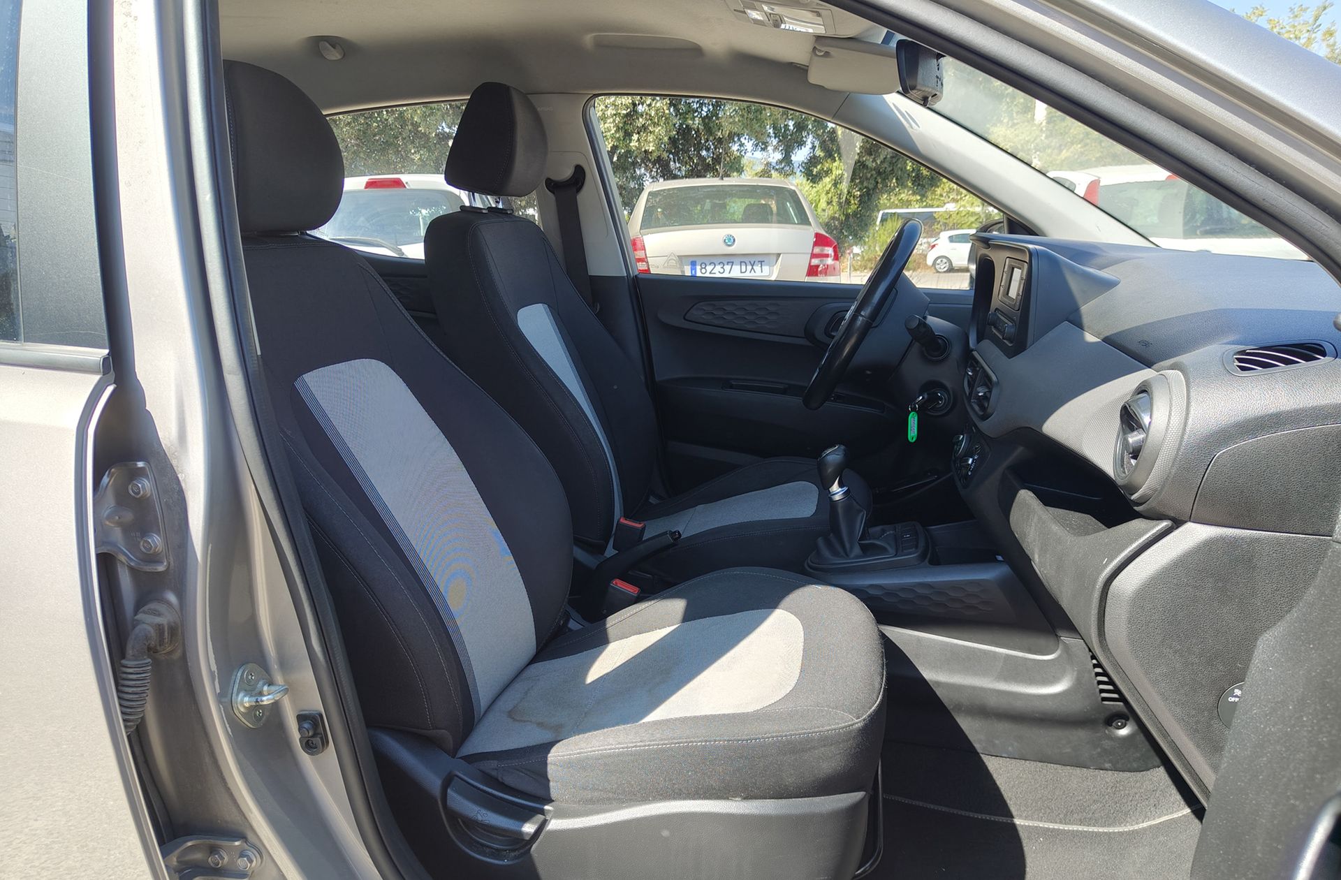 Hyundai i10 1.0 Essence - foto 14