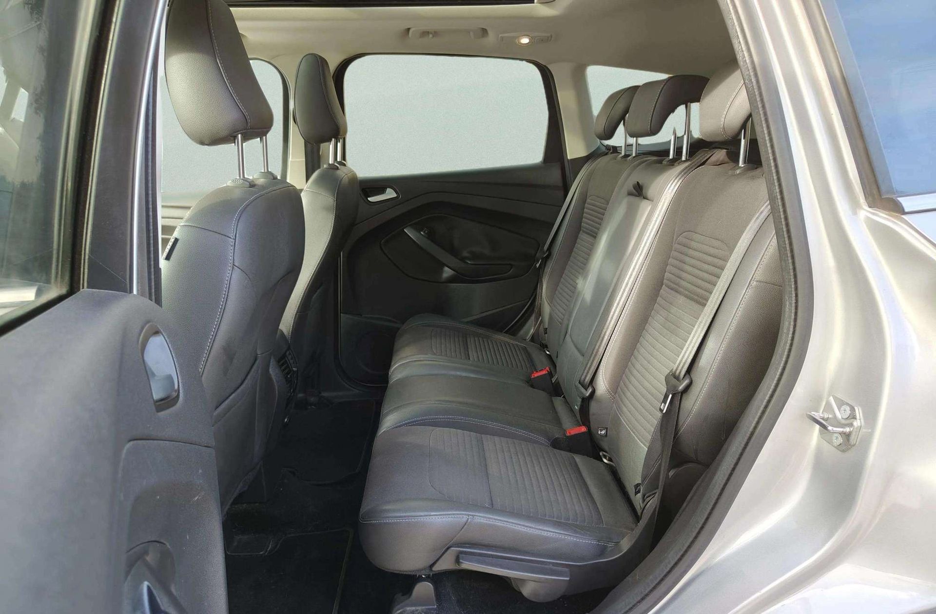Ford Kuga 1.5 EcoBoost Titanium 4x2 - foto 13
