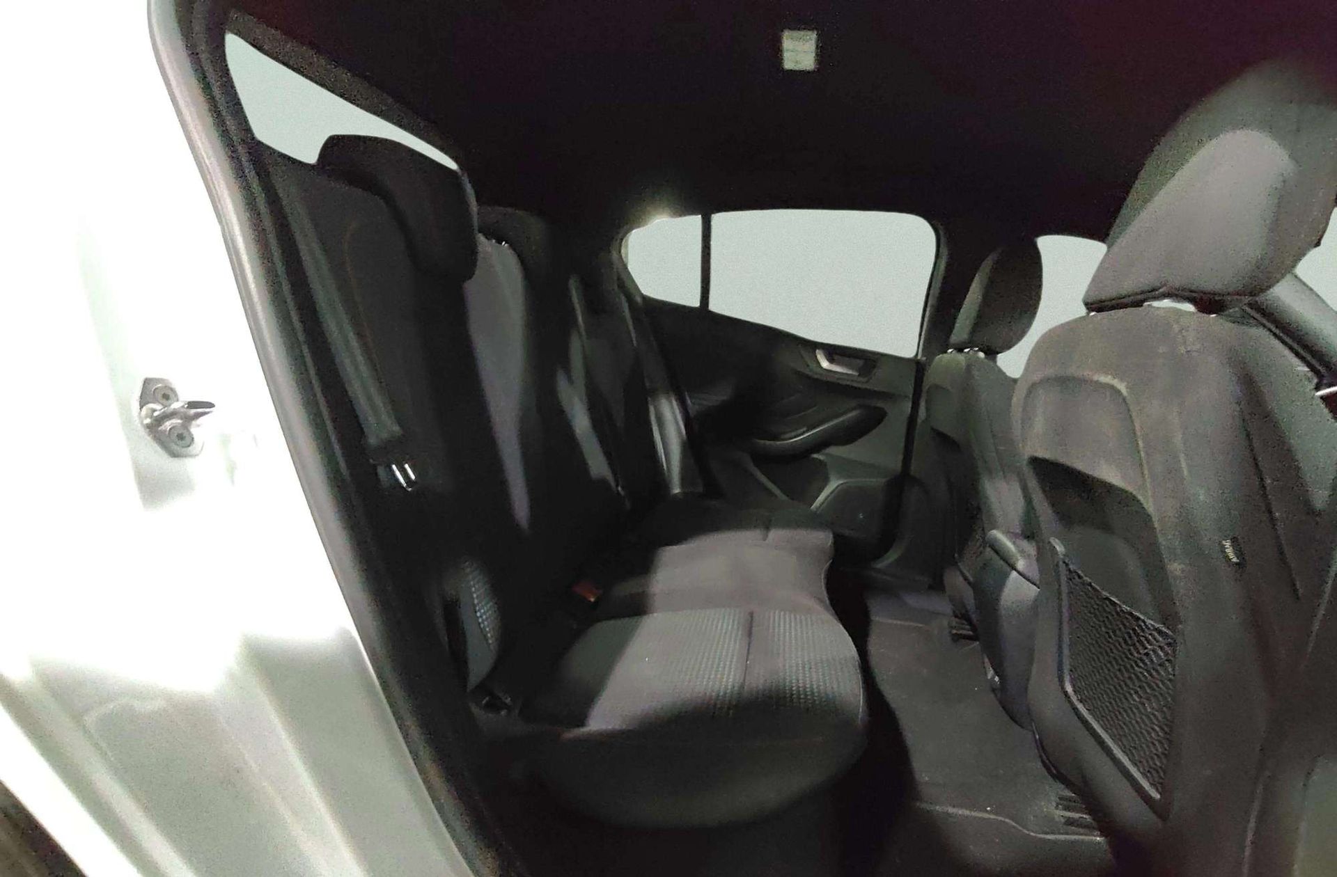 Ford Focus 1.0 EcoBoost ST-Line X - foto 17