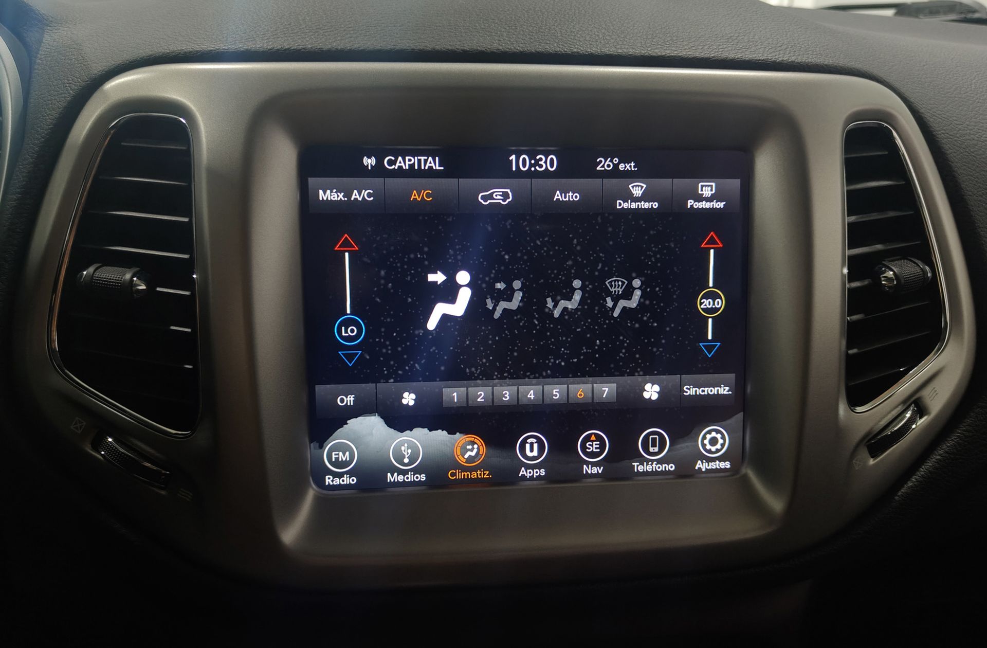 Jeep Compass 1.4 MultiAir Longitude 4x2 - foto 32