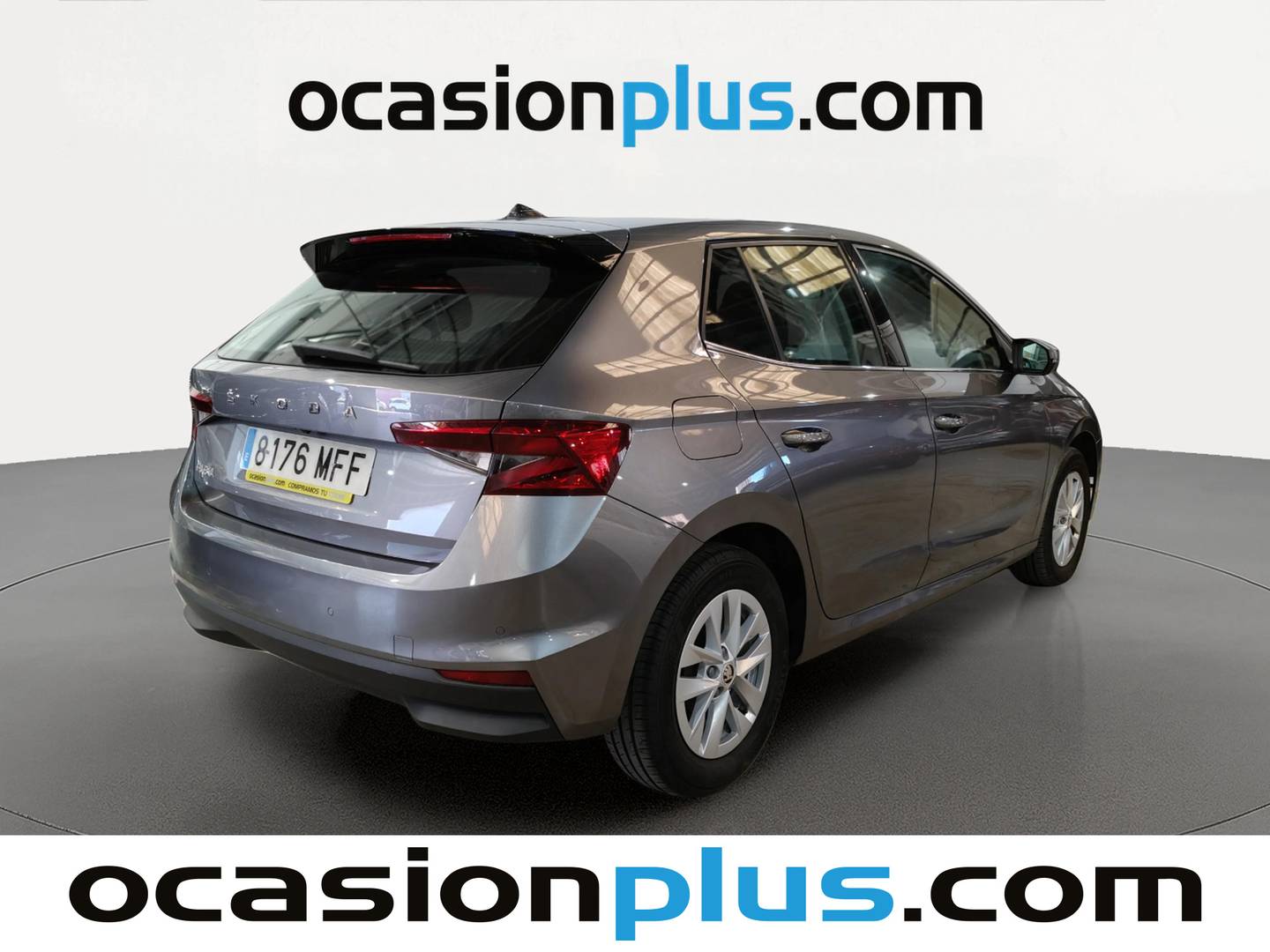 Foto trasera Skoda Fabia Skoda Fabia 1.0 TSI Ambition (95 CV) derecha