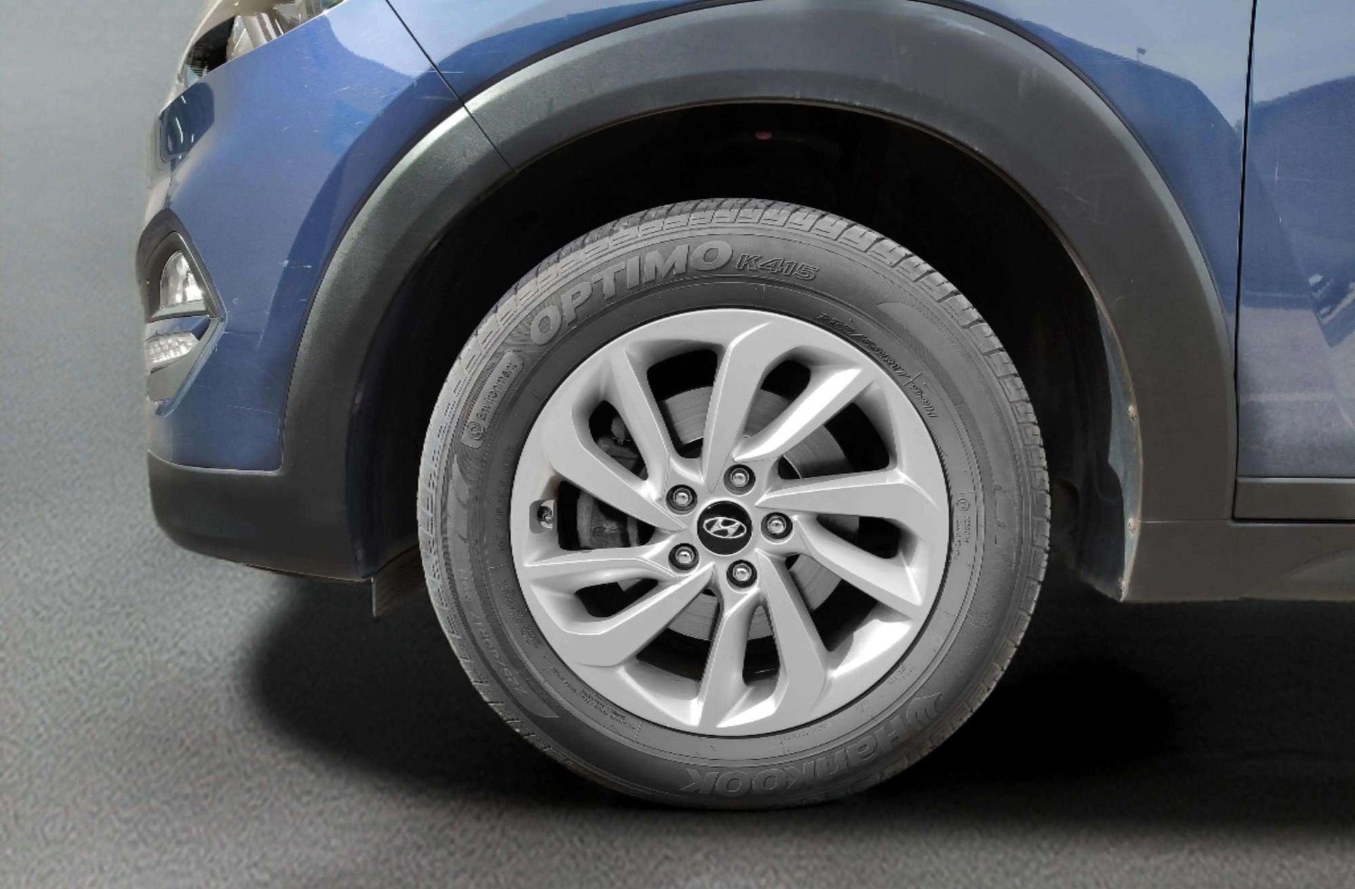 Hyundai Tucson 1.6 GDI BlueDrive 25 Aniversario 4x2 - foto 31