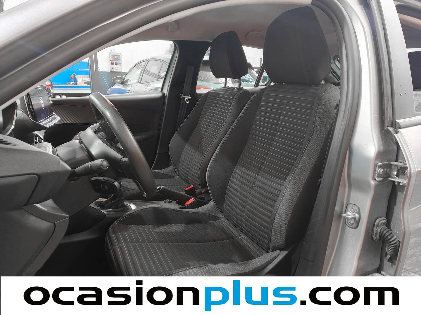 Foto asientos delanteros Peugeot 208 Peugeot 208 PureTech 100 Active (100 CV)
