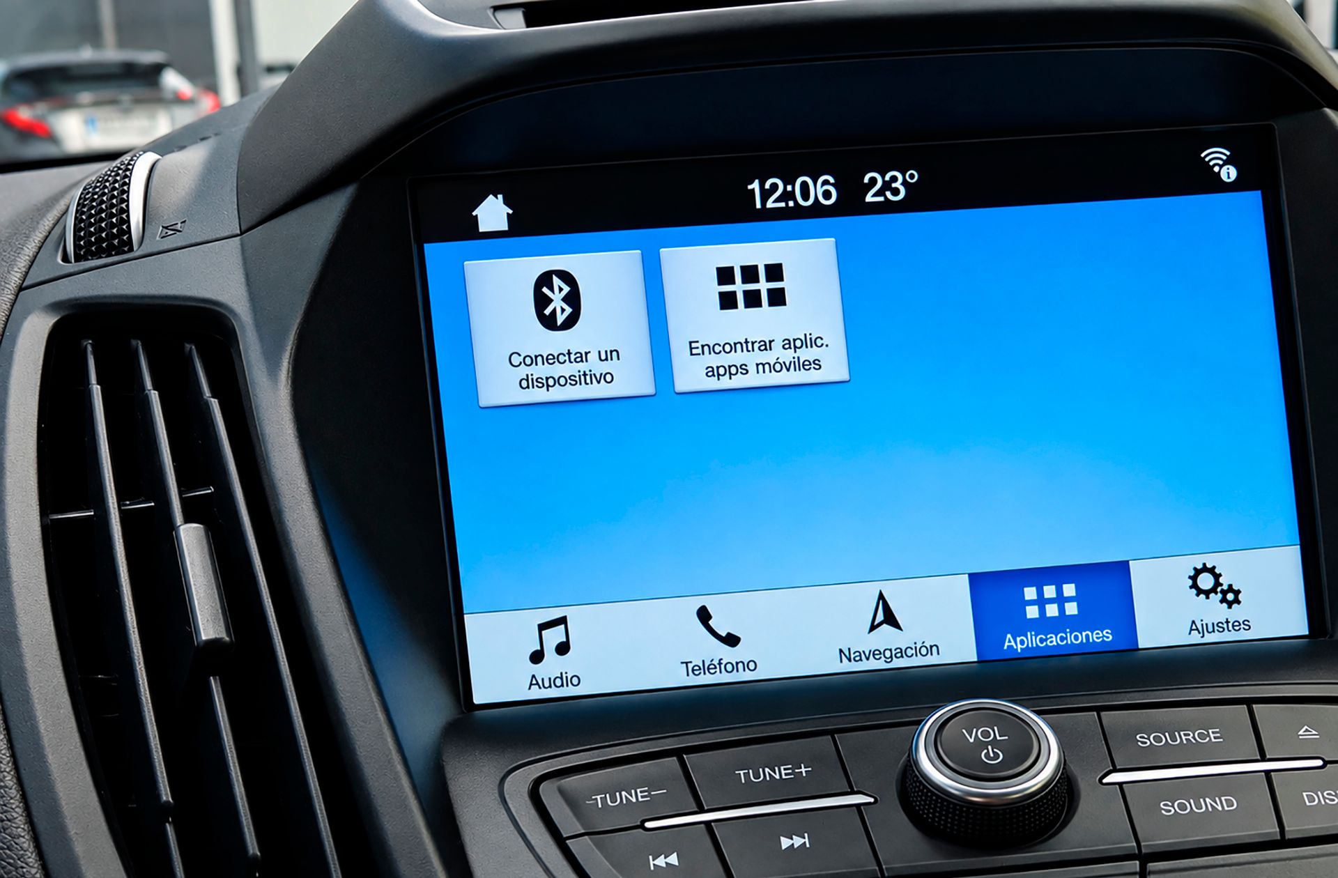 Ford Kuga 1.5 EcoBoost Trend 4x2 - foto 30