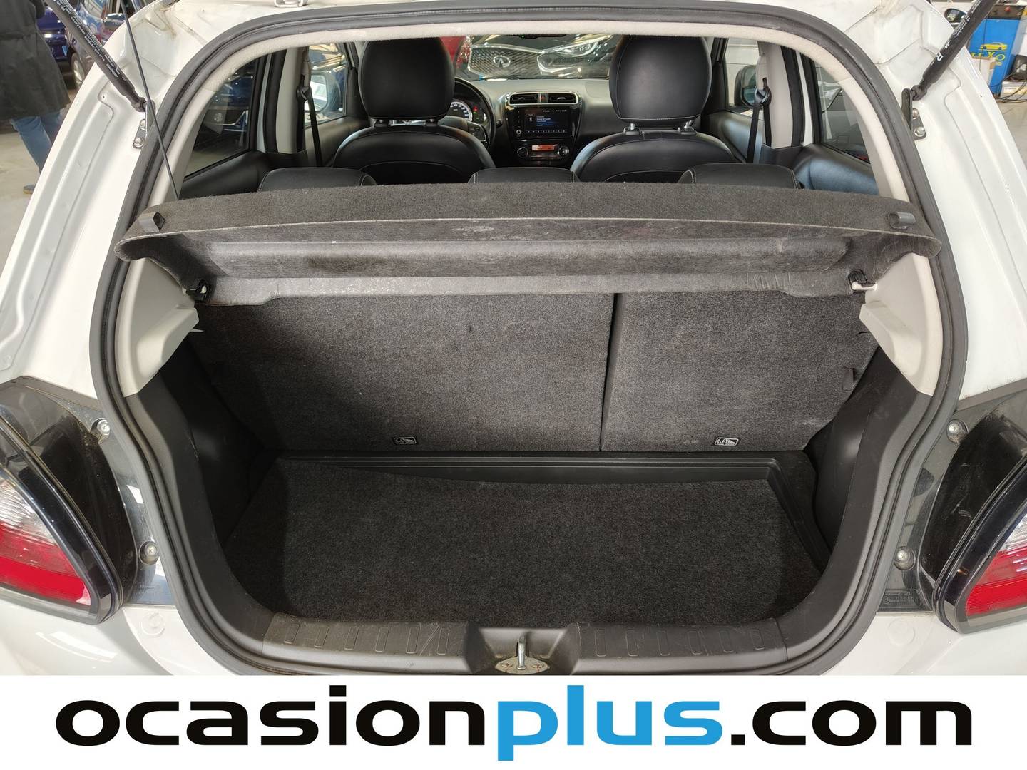 Foto Mitsubishi Space Star Mitsubishi Space Star 120 MPI Kaiteki (71 CV)