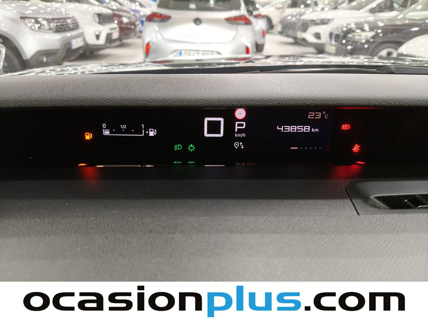 Citroën C3 Aircross Citroën C3 Aircross Hybrid 145 Plus e-DCS6 (145 CV) de segunda mano