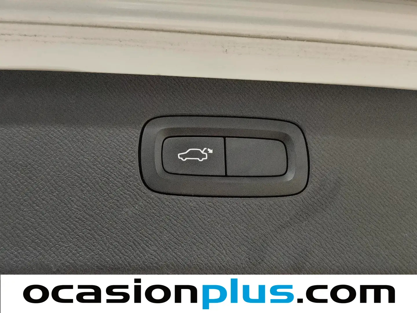 Foto Volvo XC90 Volvo XC90 T8 Business Plus AWD Auto (390 CV)