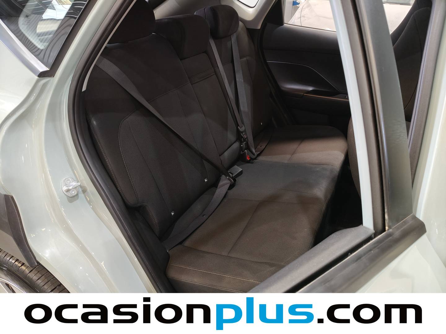 Foto asientos traseros Hyundai Kona Hyundai Kona 1.6 GDI HEV Maxx DT (129 CV)