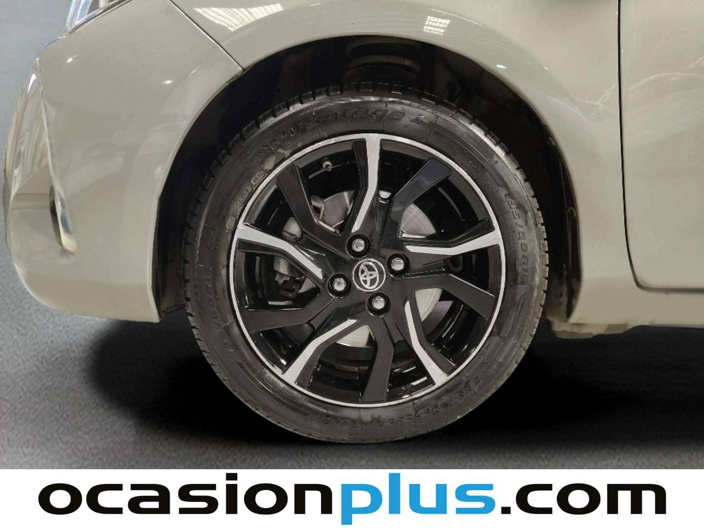 Toyota Yaris Toyota Yaris 100H Advance (100 CV) automático