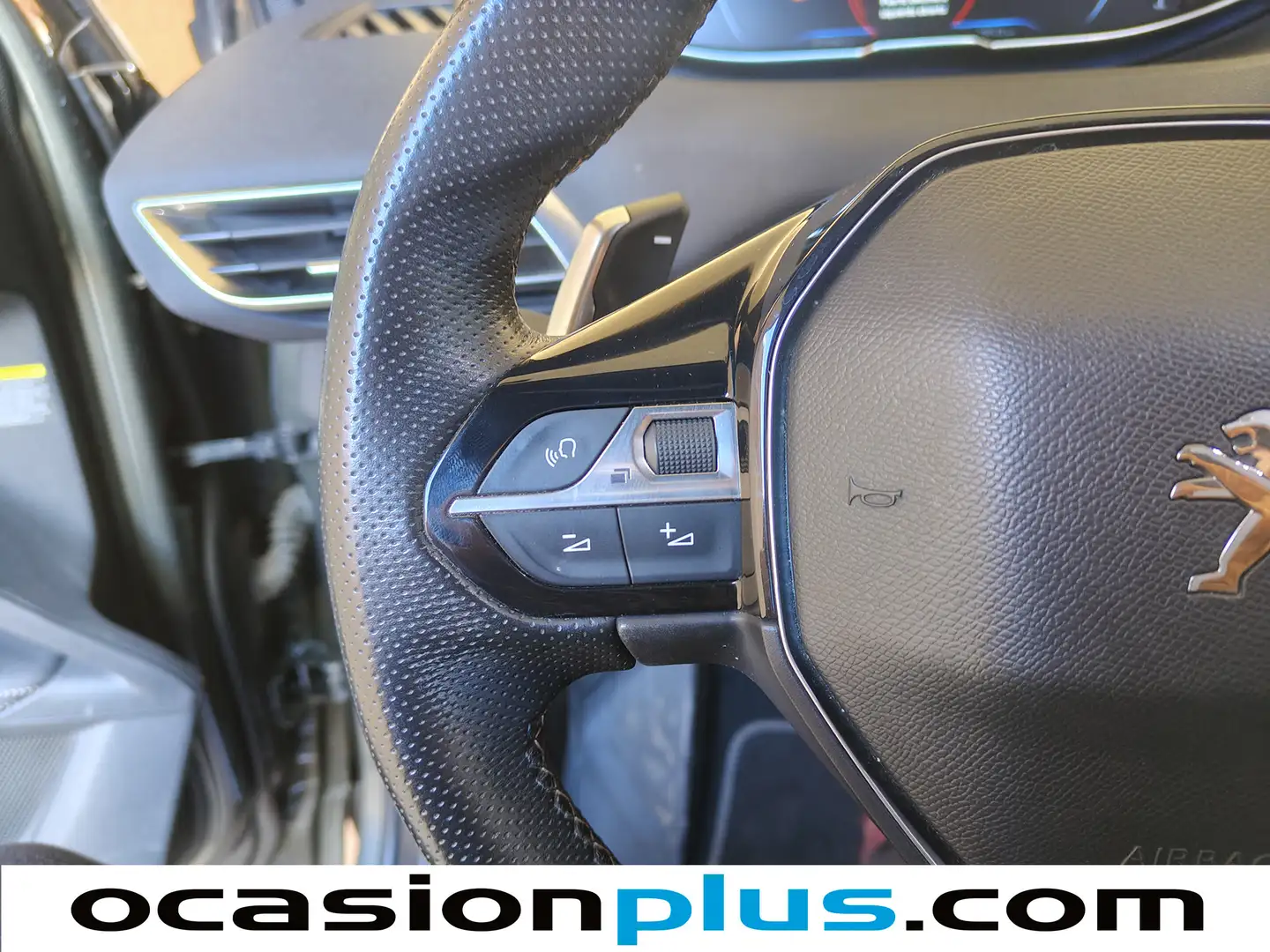 Foto Peugeot 3008 Peugeot 3008 BlueHDI 130 S&S GT Line EAT8 (130 CV)