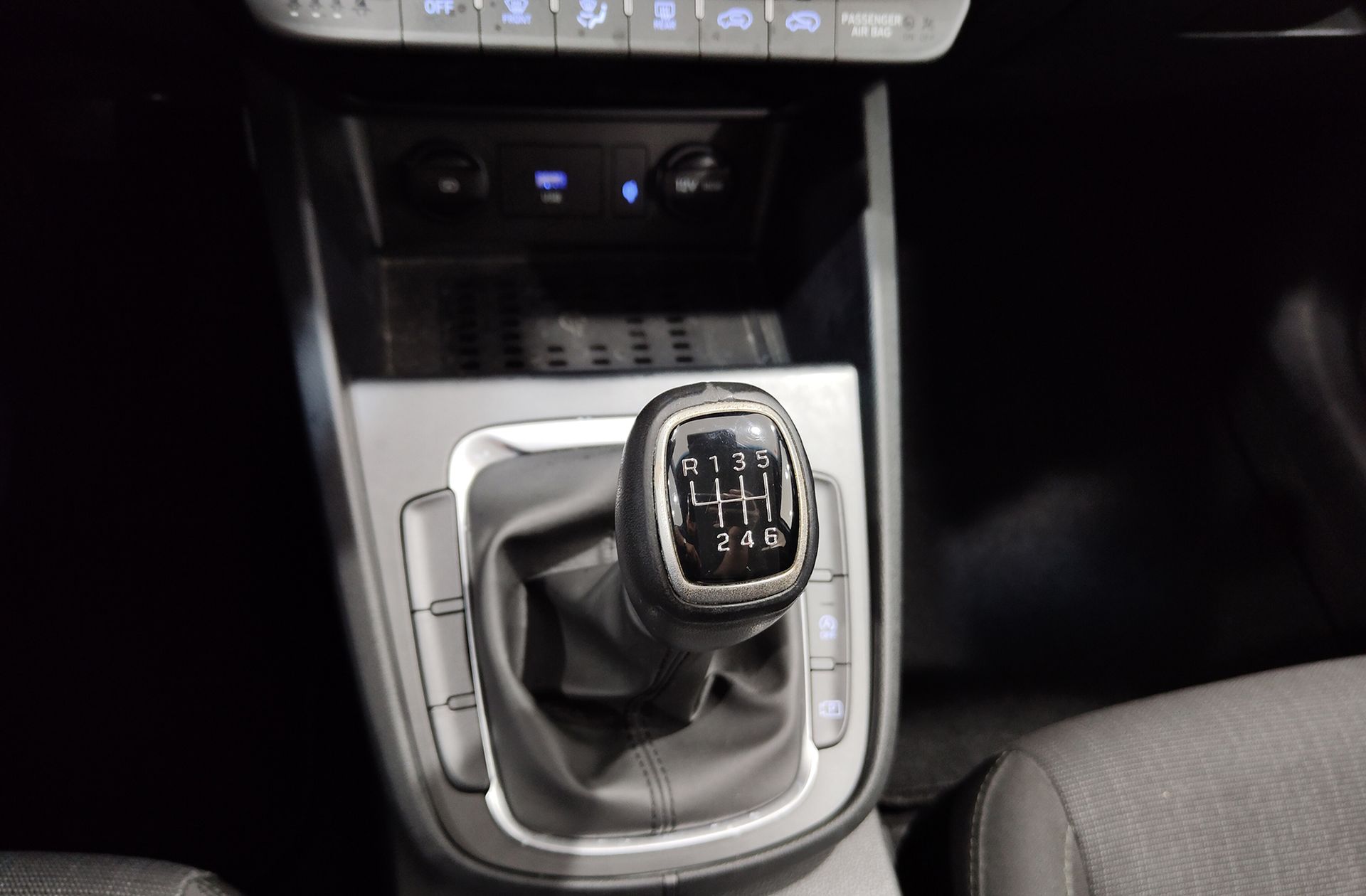 Hyundai Kona 1.0 T-GDi Tecno 4x2 - foto 5