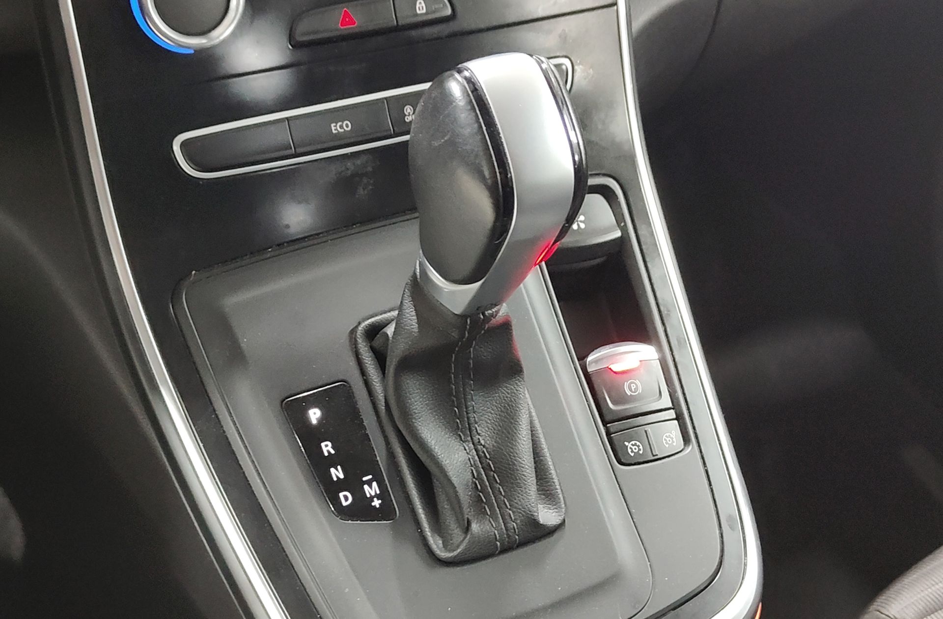 Renault Scénic Zen TCe GPF EDC - foto 5