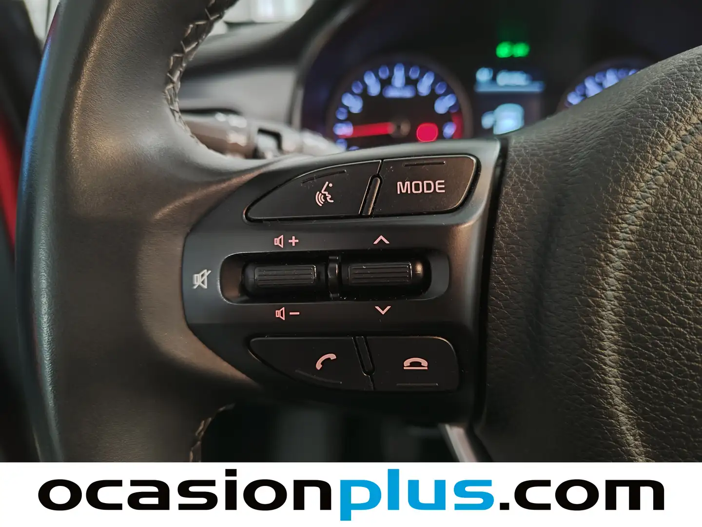 Foto KIA Stonic Kia Stonic 1.0 T-GDi MHEV iMT Concept (100 CV)