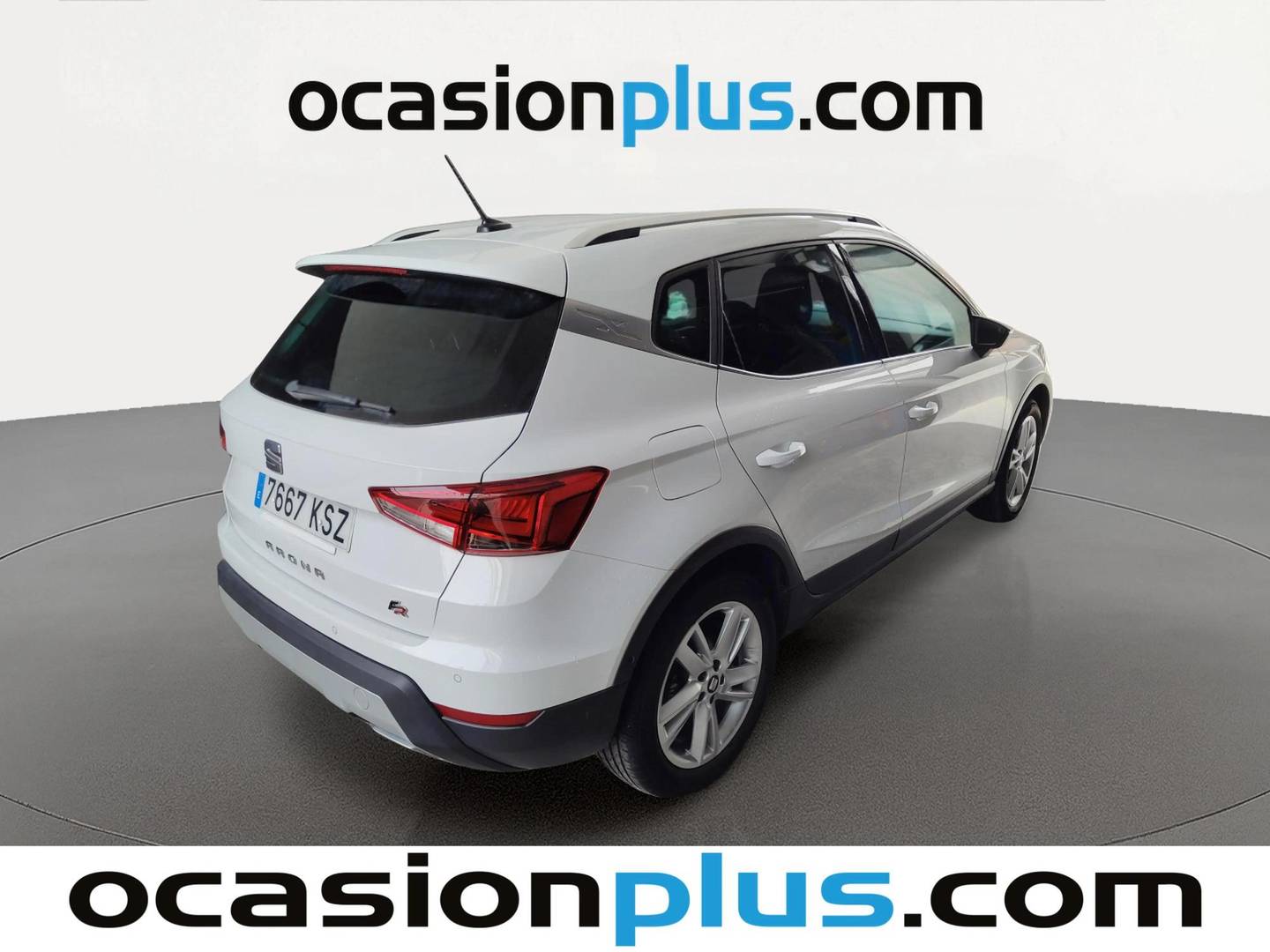 Foto trasera Seat Arona Seat Arona 1.6 TDI Ecomotive FR (115 CV) derecha