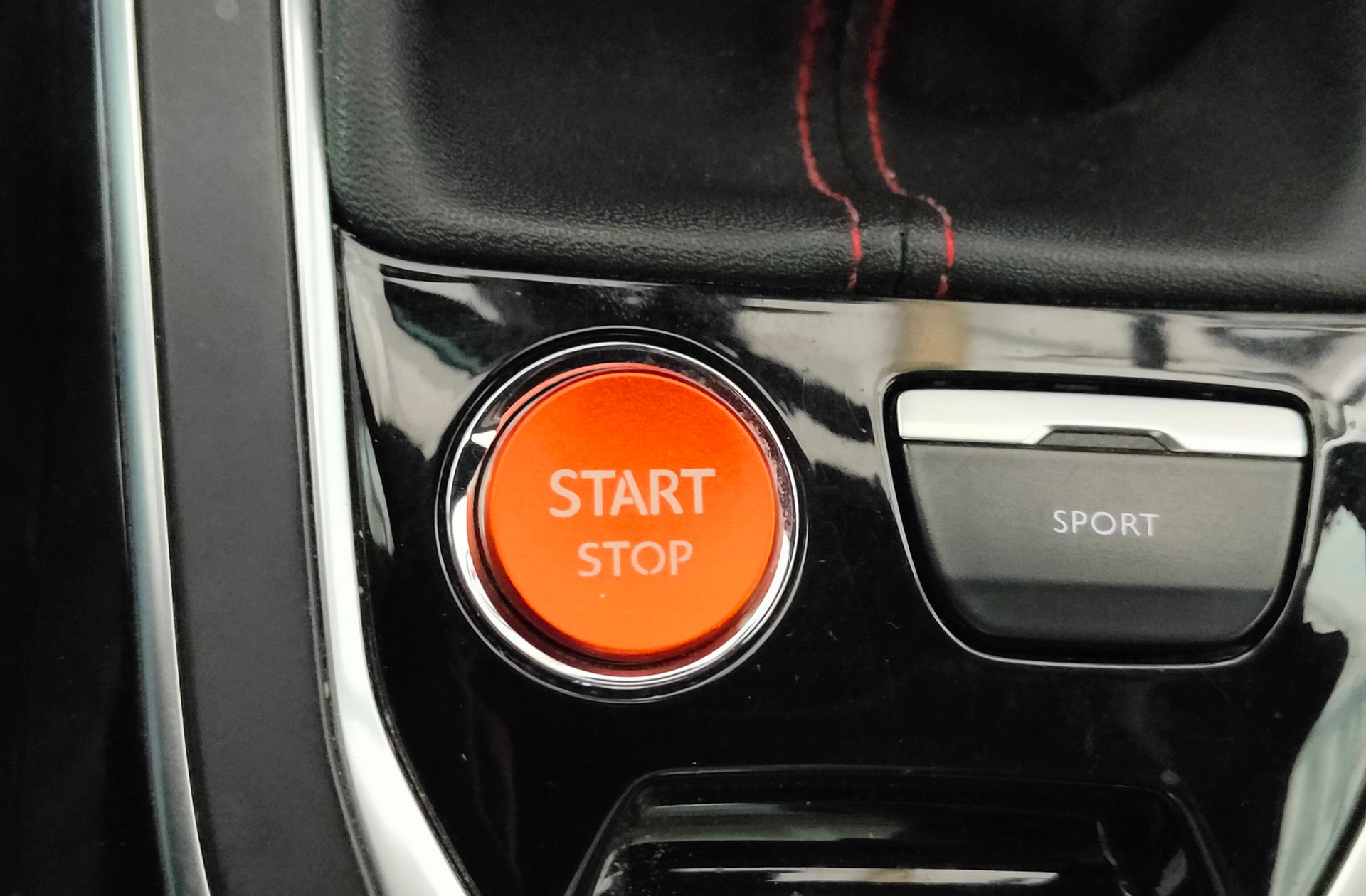 Peugeot 308 1.6 GTi - foto 31