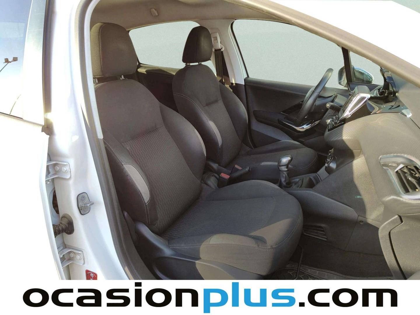 Peugeot 208 Peugeot 208 1.6 BlueHDi Style (75 CV) km 0