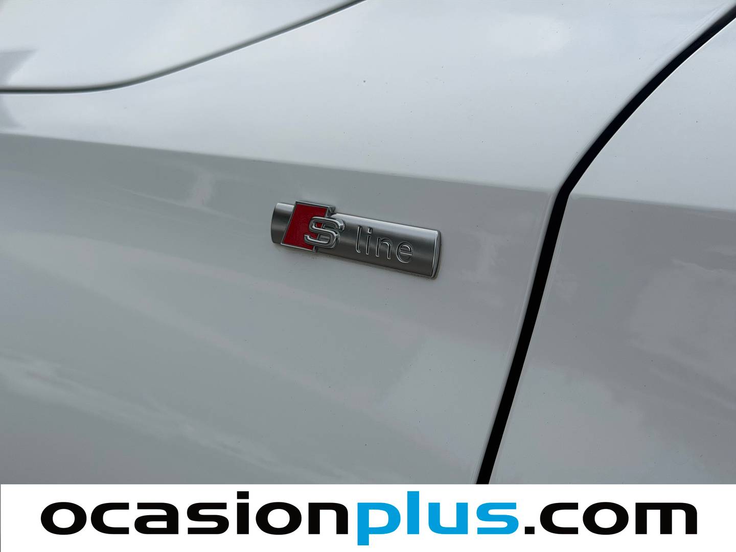Extras y acabados del Audi A3 Audi A3 Sedan S line 30 TDI (116 CV) S tronic