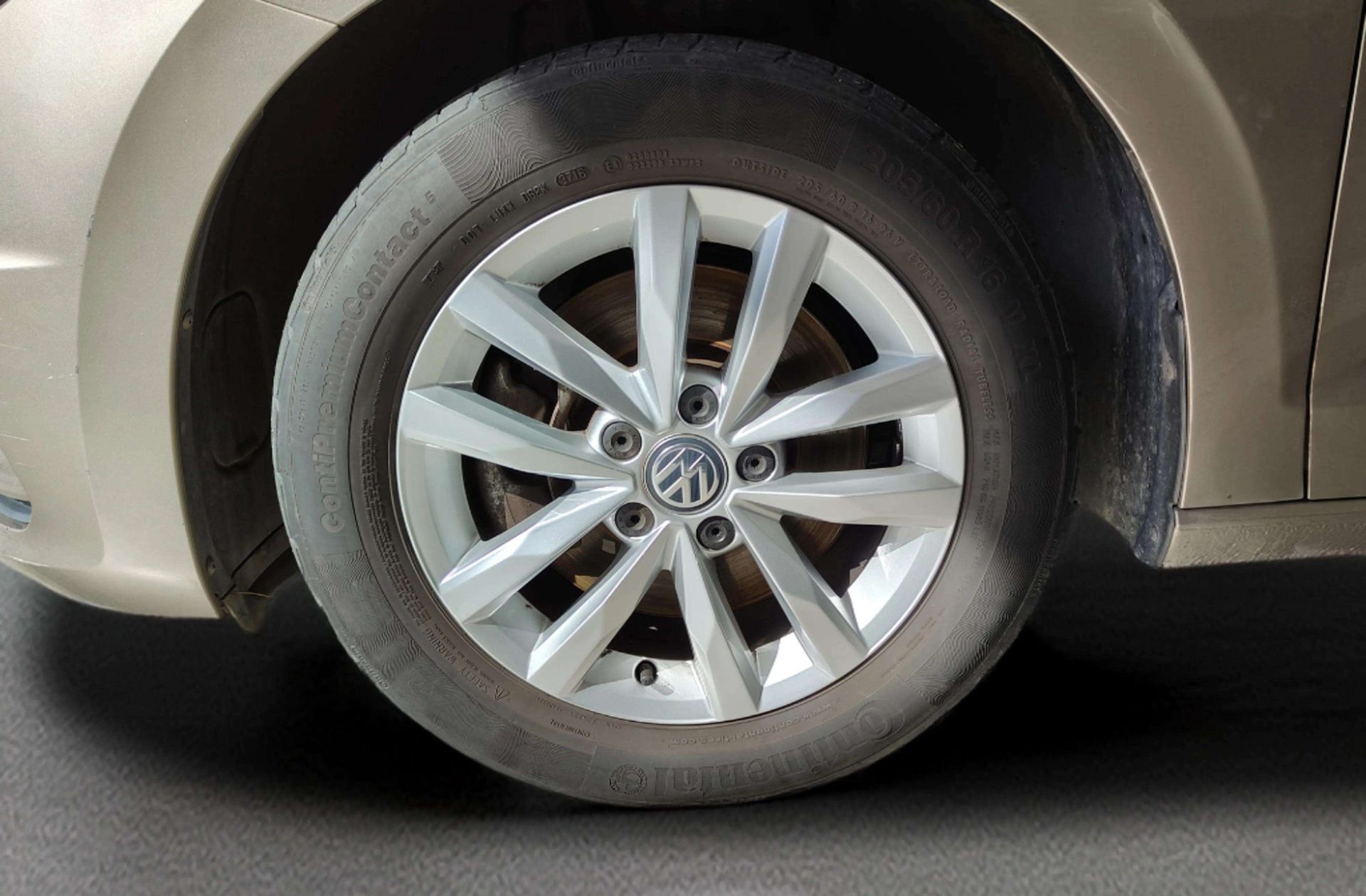 Volkswagen Touran 1.2 TSI BMT Edition 7 plazas - foto 27