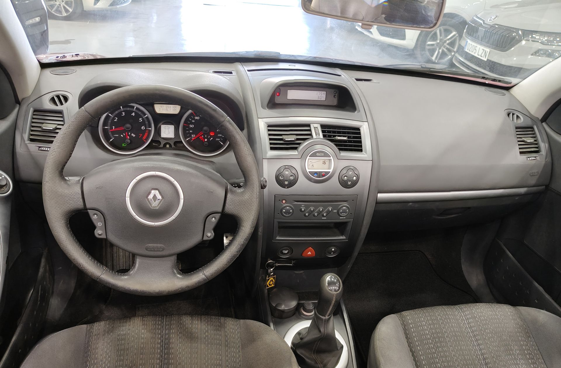 Renault Mégane Coupe Cabrio 1.6 16v Confort Dynamique - foto 7
