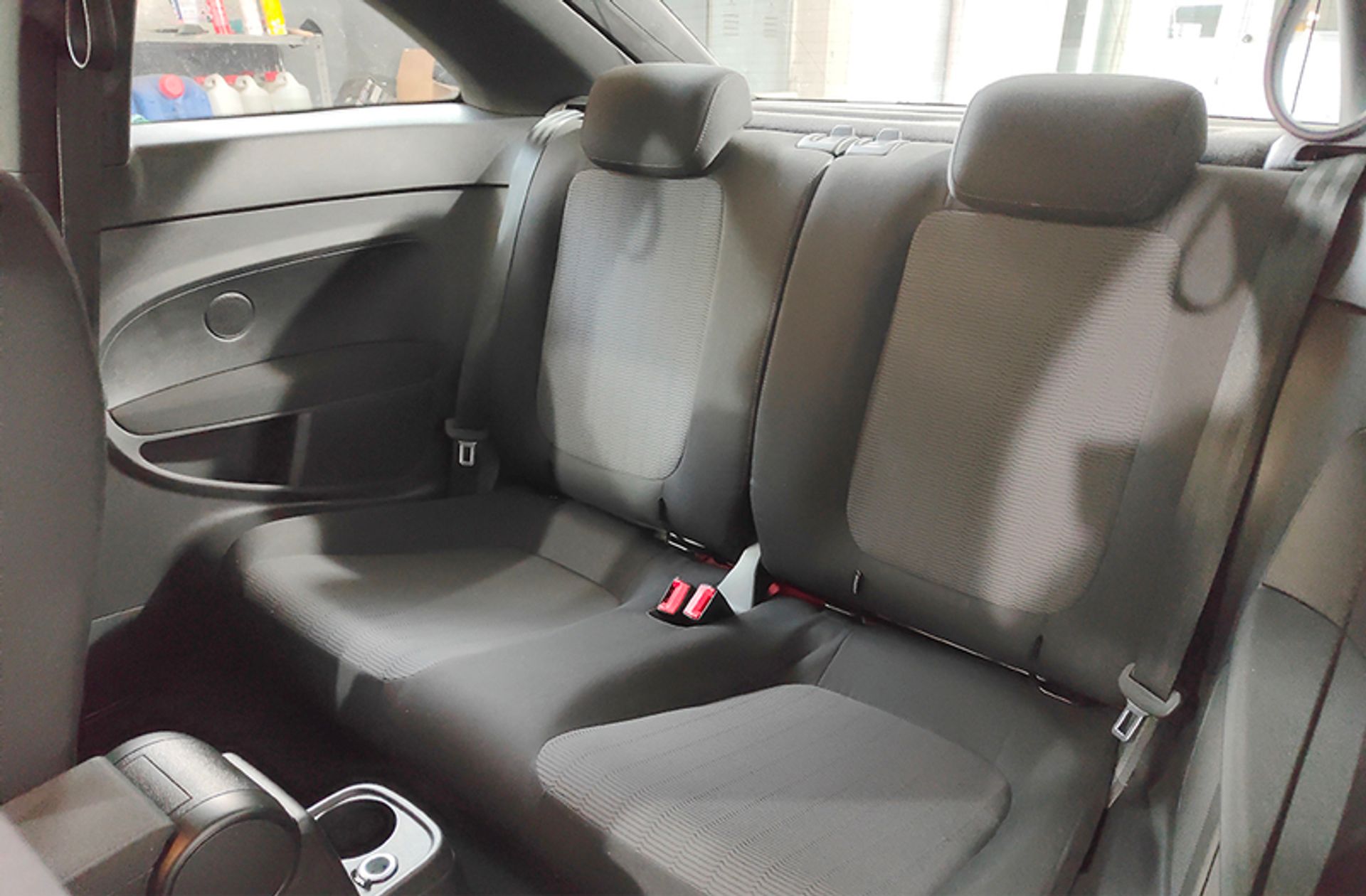 Volkswagen Beetle 1.6 TDI Beetlemania - foto 9