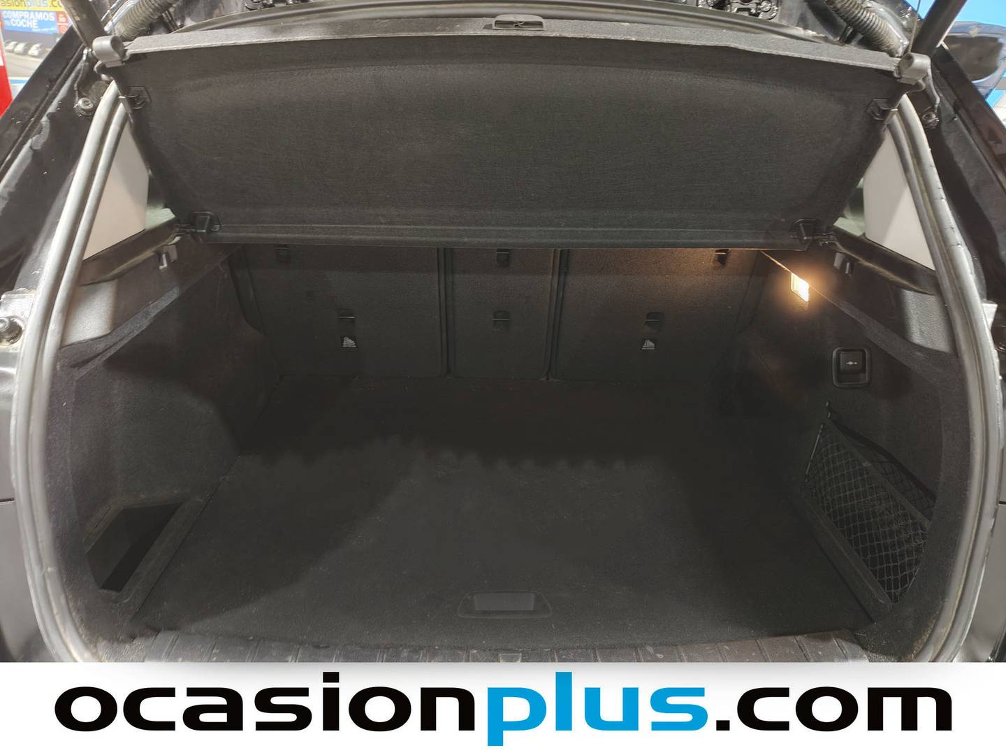 Fotos maletero BMW X1 BMW X1 sDrive16d Business (116 CV)