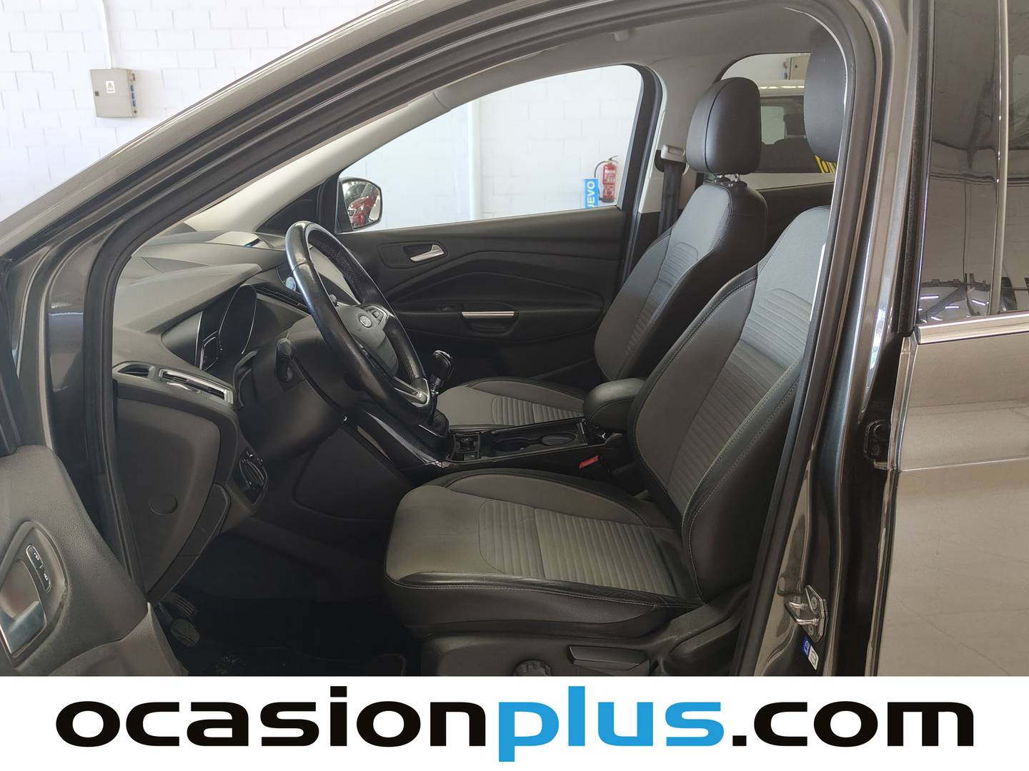 Foto asientos delanteros Ford Kuga Ford Kuga 1.5 TDCI S&S Titanium 4x2 (120 CV)