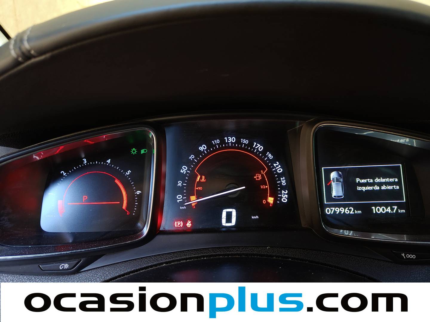 Foto DS DS 5 DS DS5 BlueHdi 180 Sport EAT6 (181 CV)