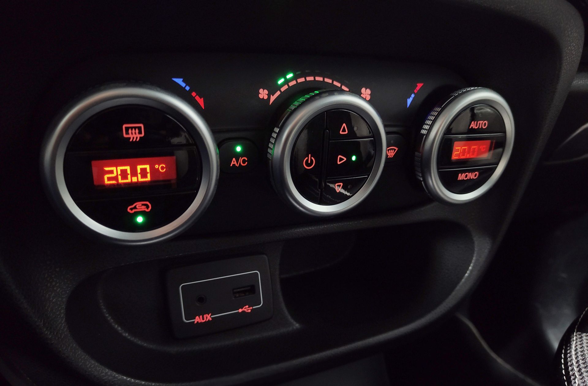 Fiat 500L 1.3 16v MultiJet II Trekking - foto 25