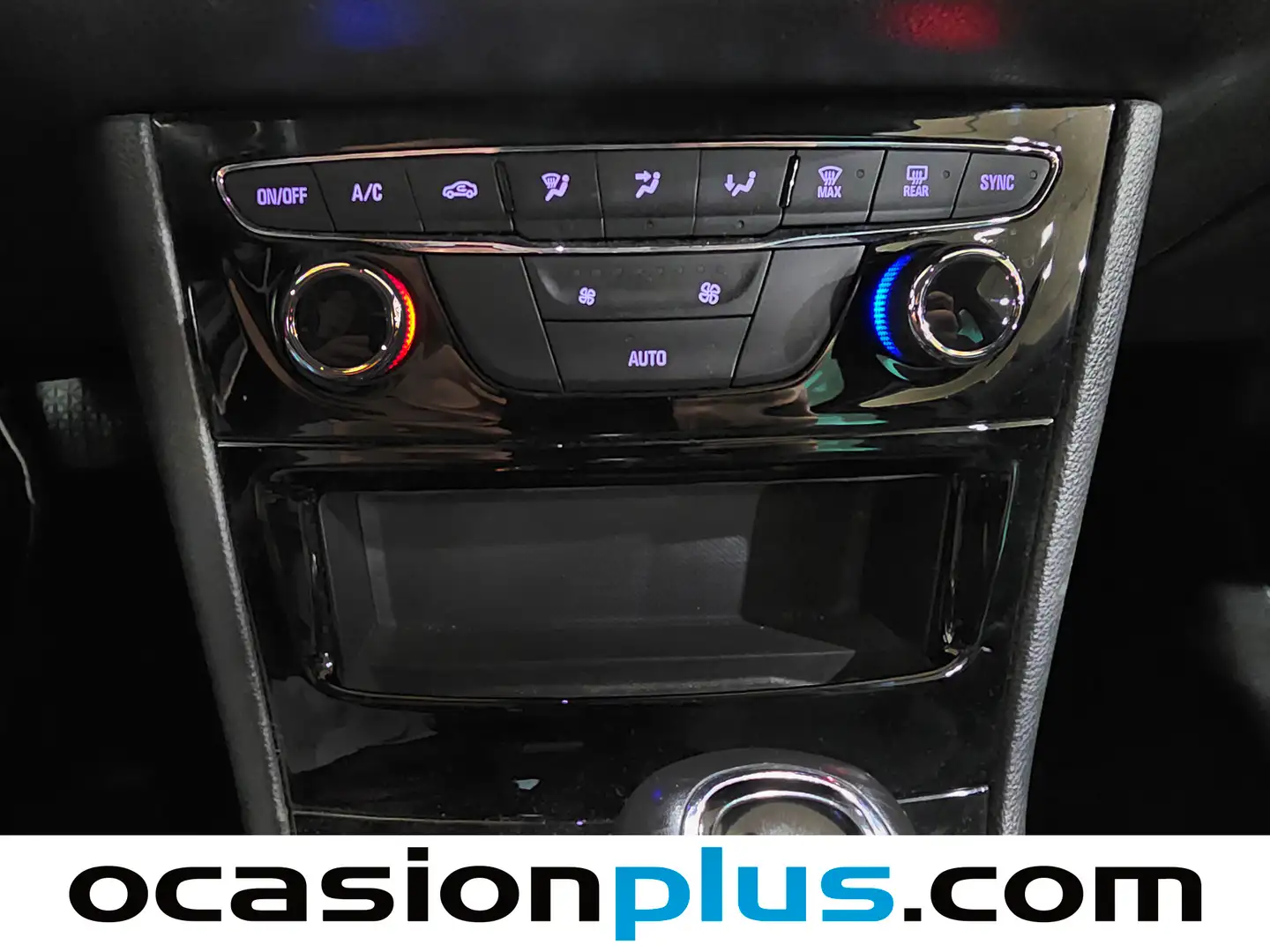 Foto Opel Astra Opel Astra Sports Tourer 1.4T SHT S/S Business Elegance CVT (145 CV)