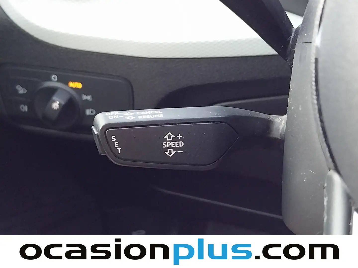 Foto Audi Q2 Audi Q2 design 30 TFSI (116 CV)