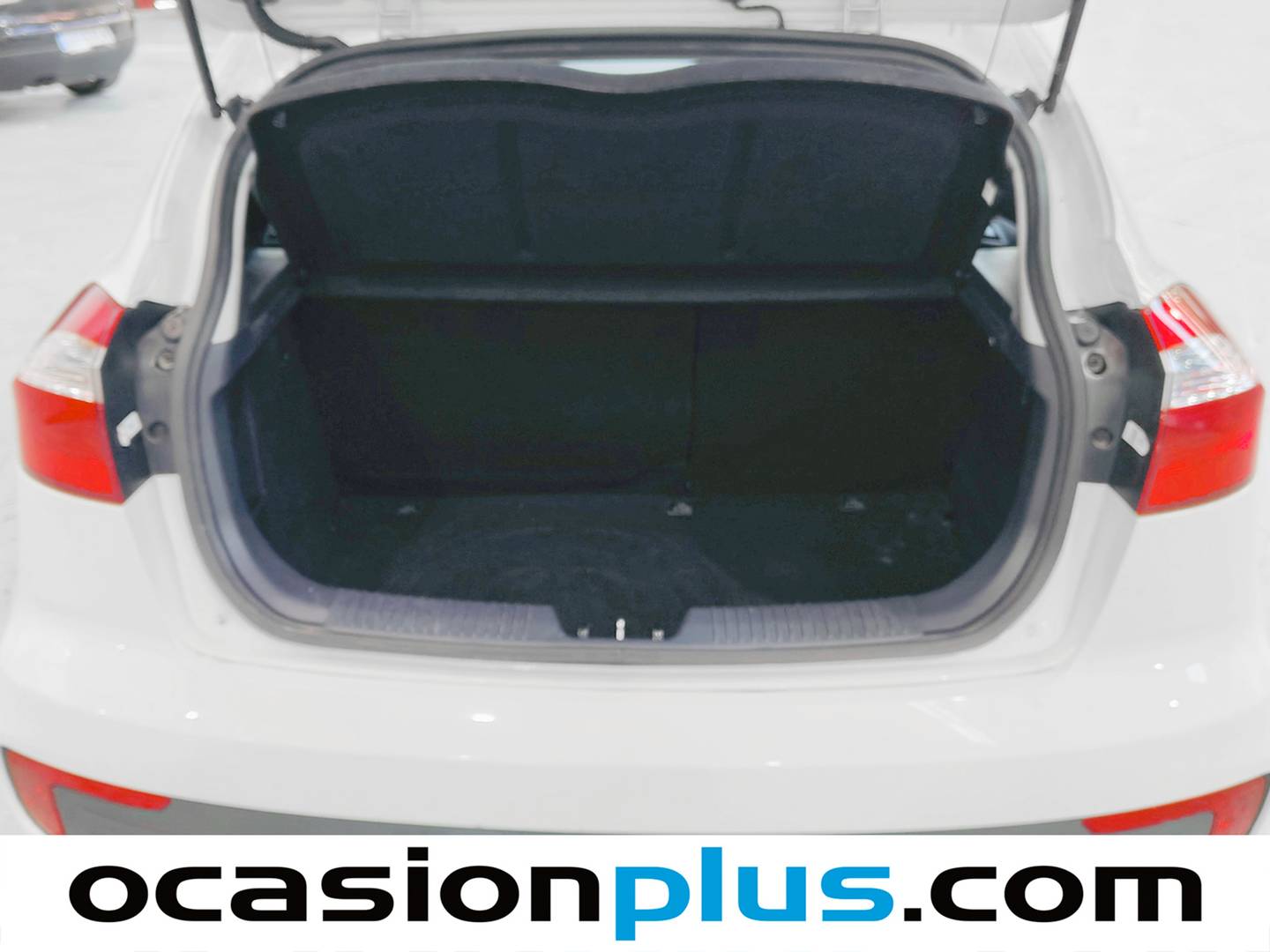 Fotos maletero KIA Rio KIA Rio 1.2 CVVT Tech (84 CV)